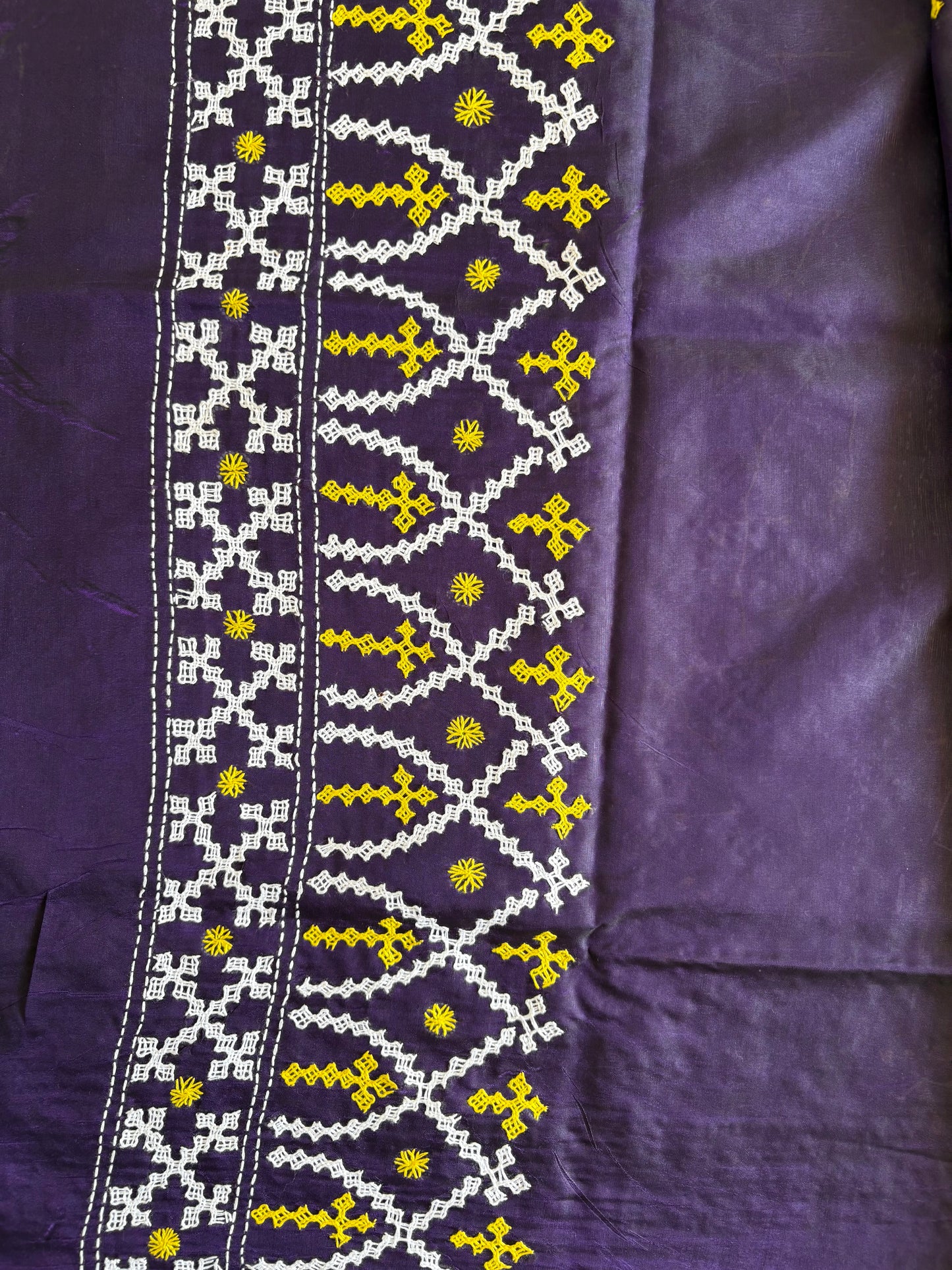 Gujrati Stitch/Kutch Hand Embroidered Art Silk Saree