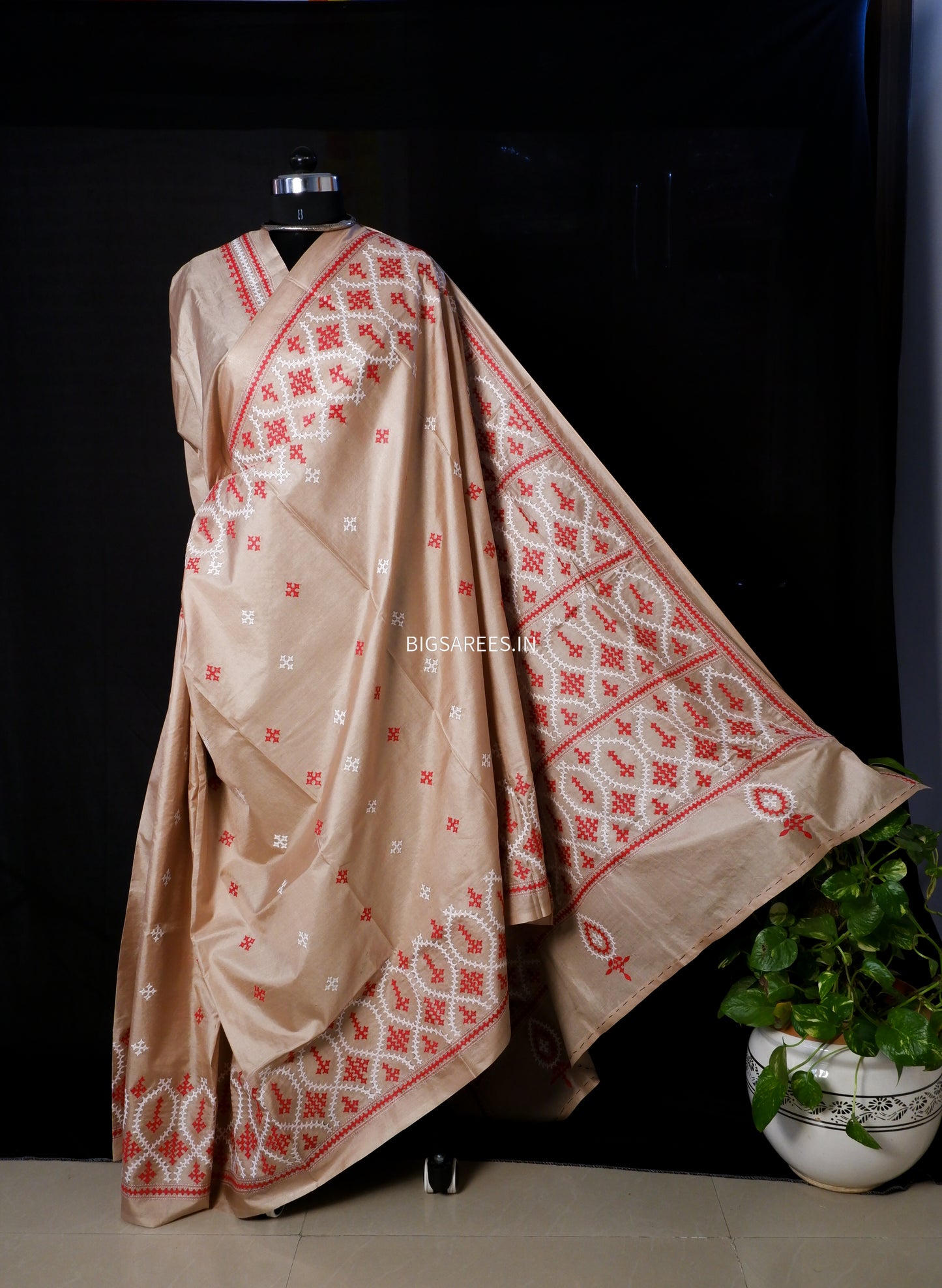 Gujrati/Kutchi Work Hand Embroidered Pure Banglore Silk Saree