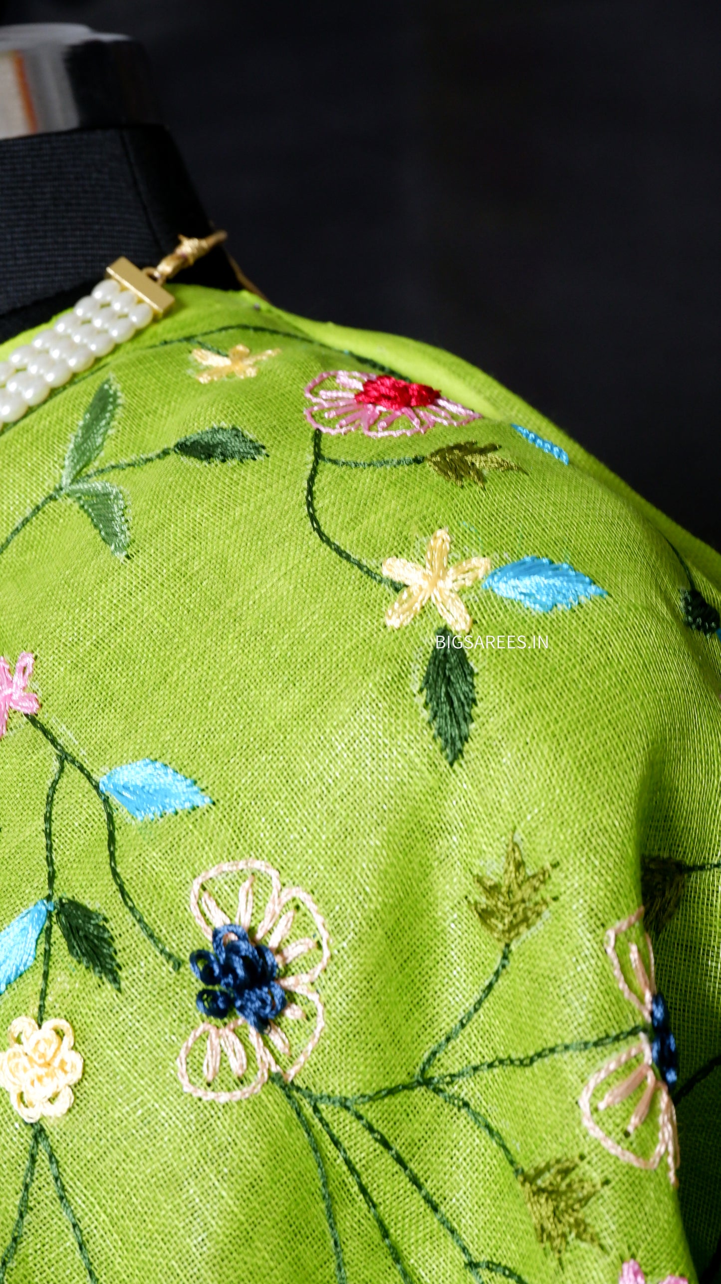 Pure Linen Saree With running Blouse