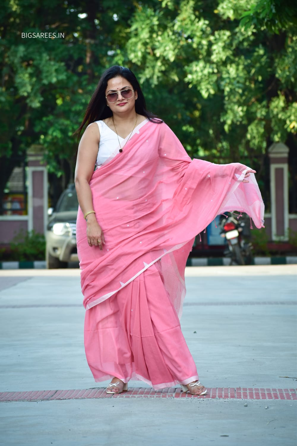Hand woven Pure Cotton Saree (Handloom Marked) - Pink