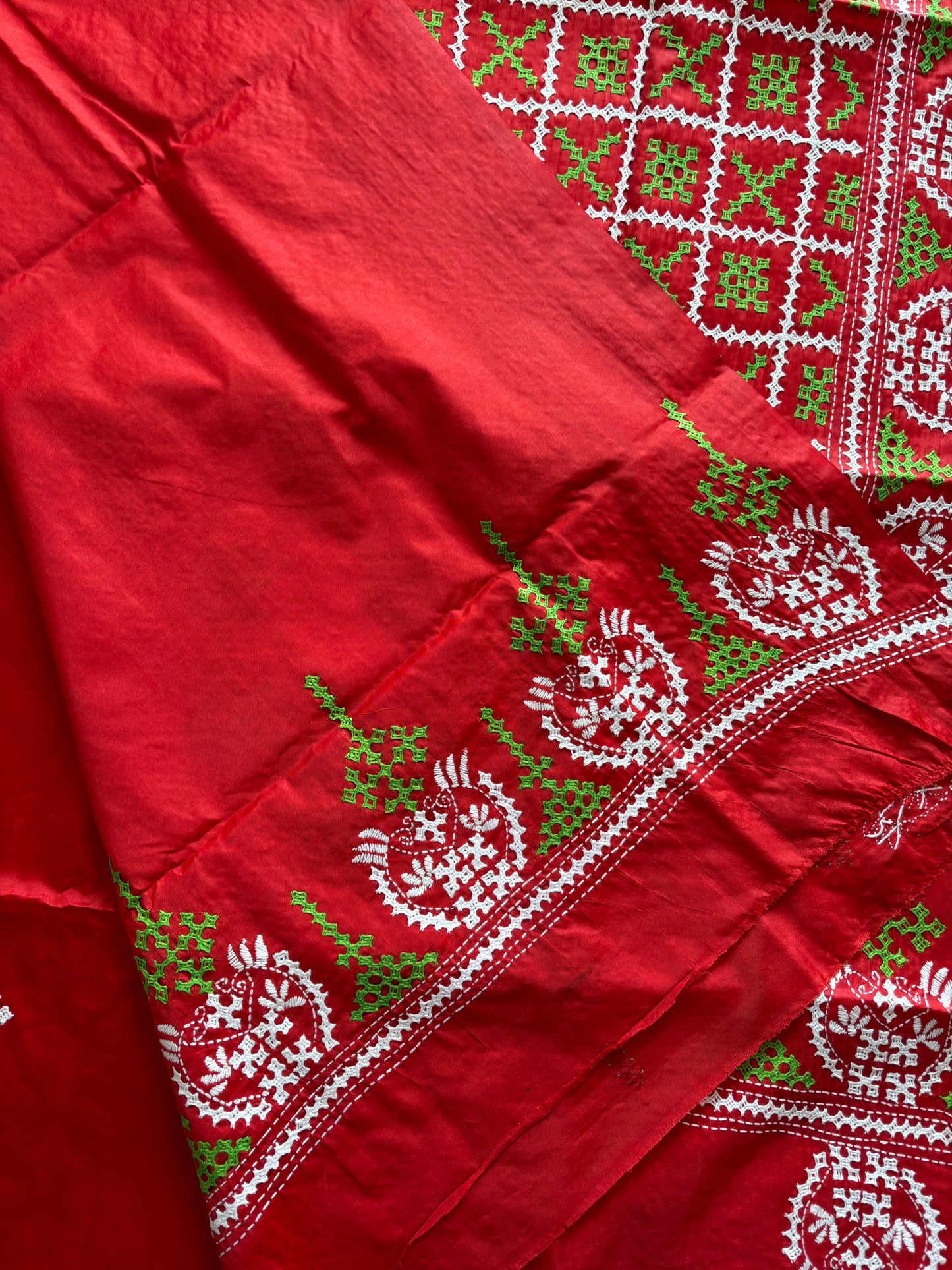 Gujrati Stitch/Kutch Hand Embroidered Art Silk Saree