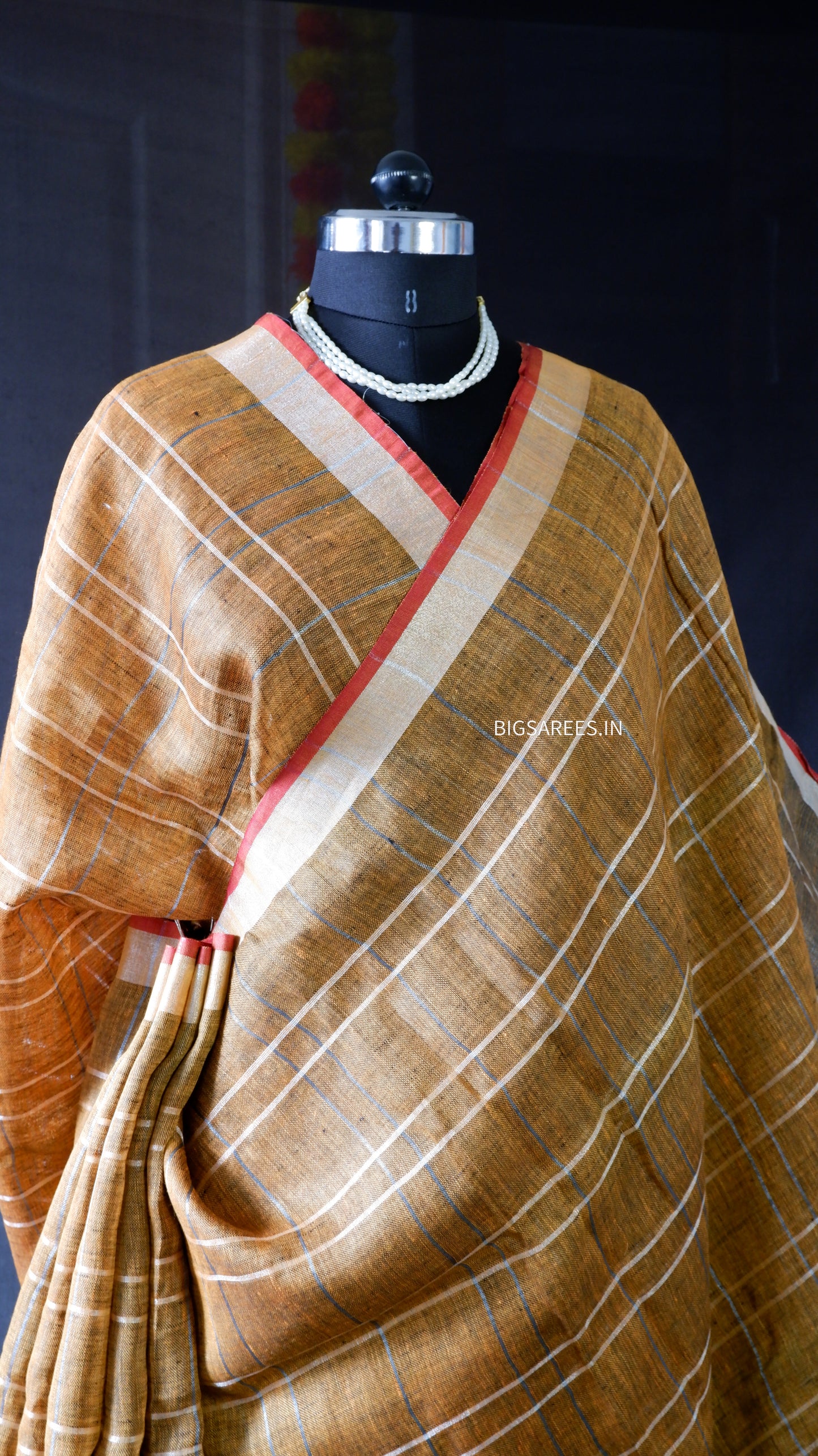 Pure Linen Saree With running Blouse