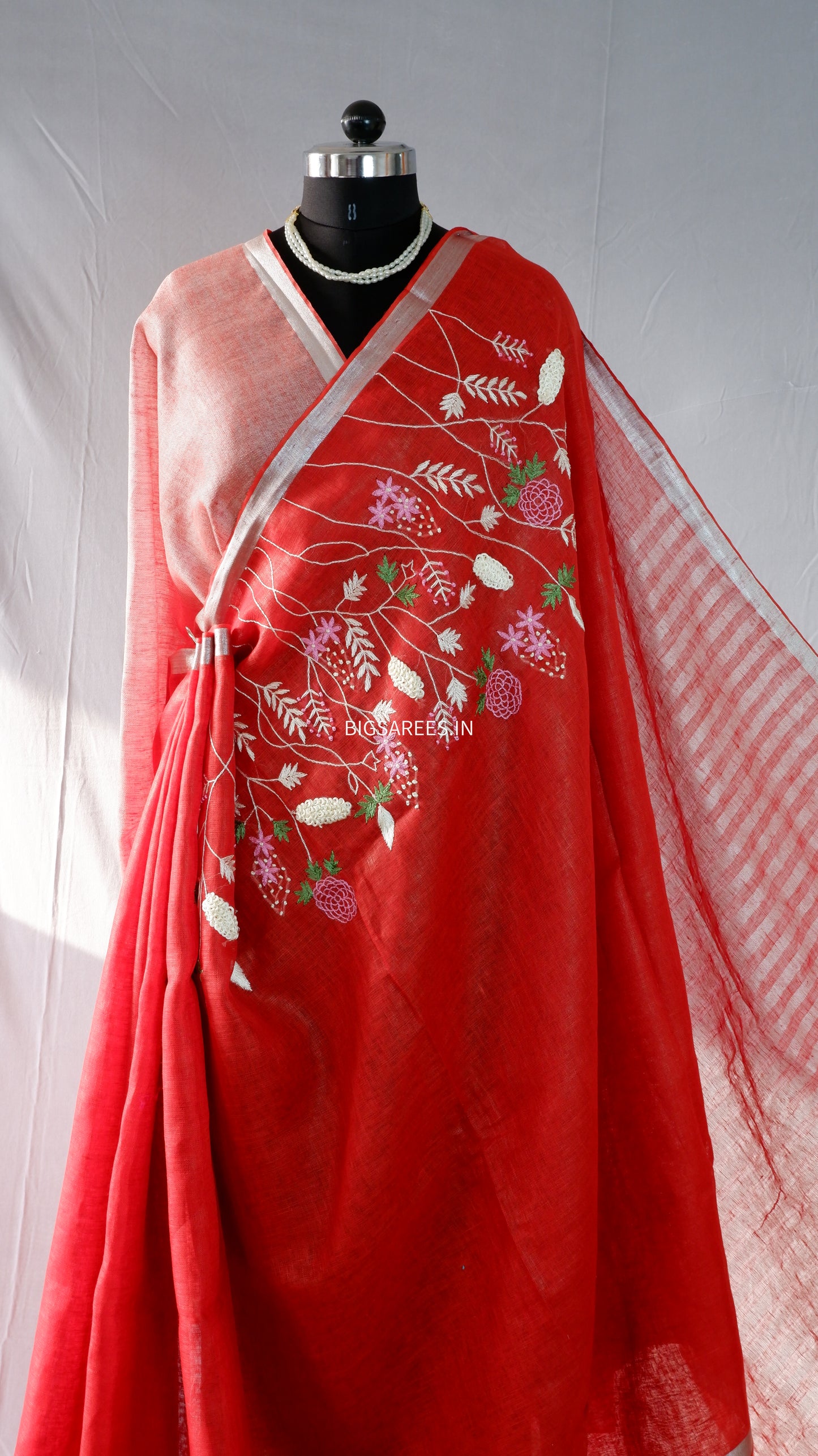 Pure Linen Saree With running Blouse - tomato Red