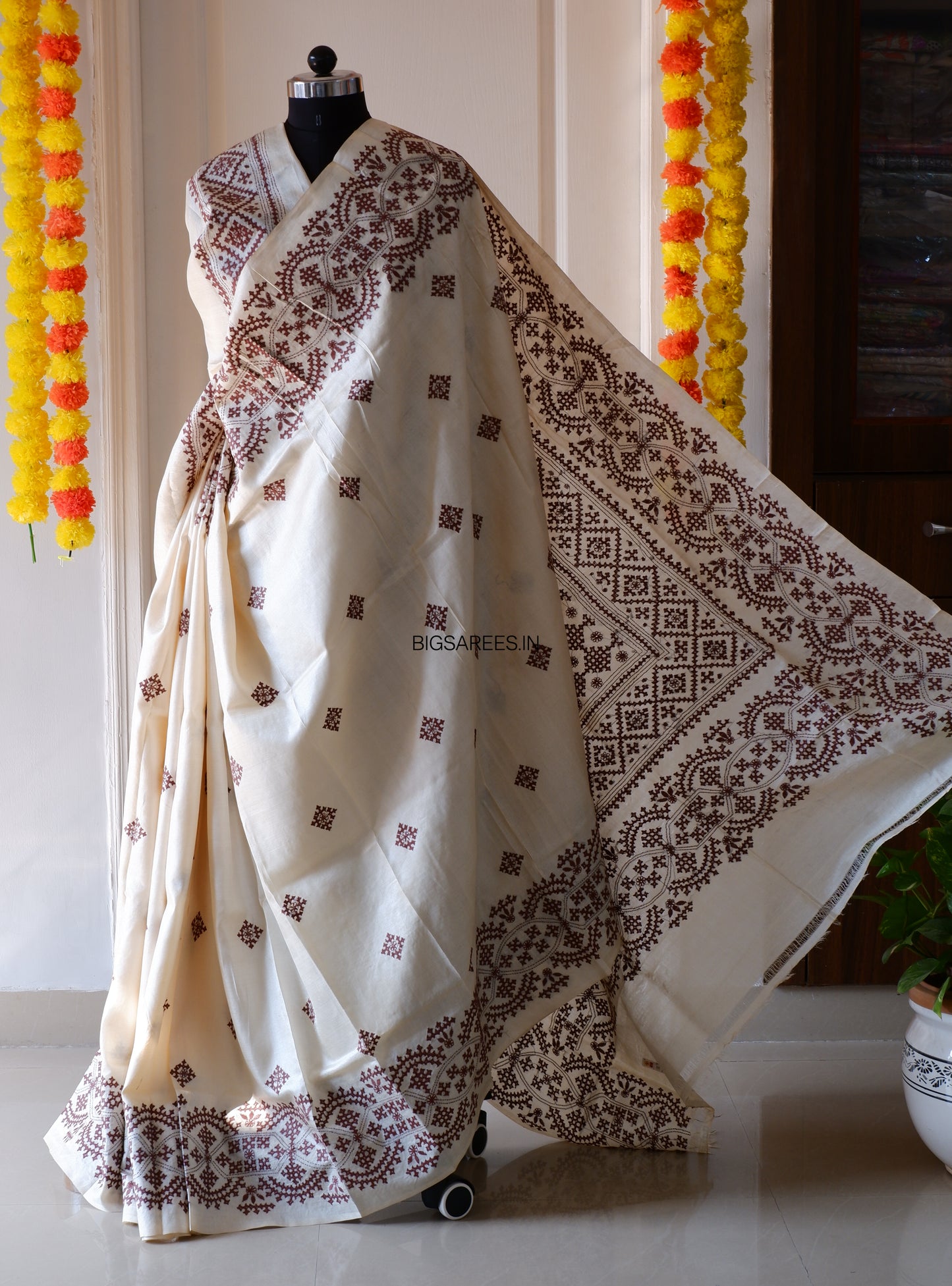 Gujrati/Kutchi Work Hand Embroidered Pure Banglore Silk Saree