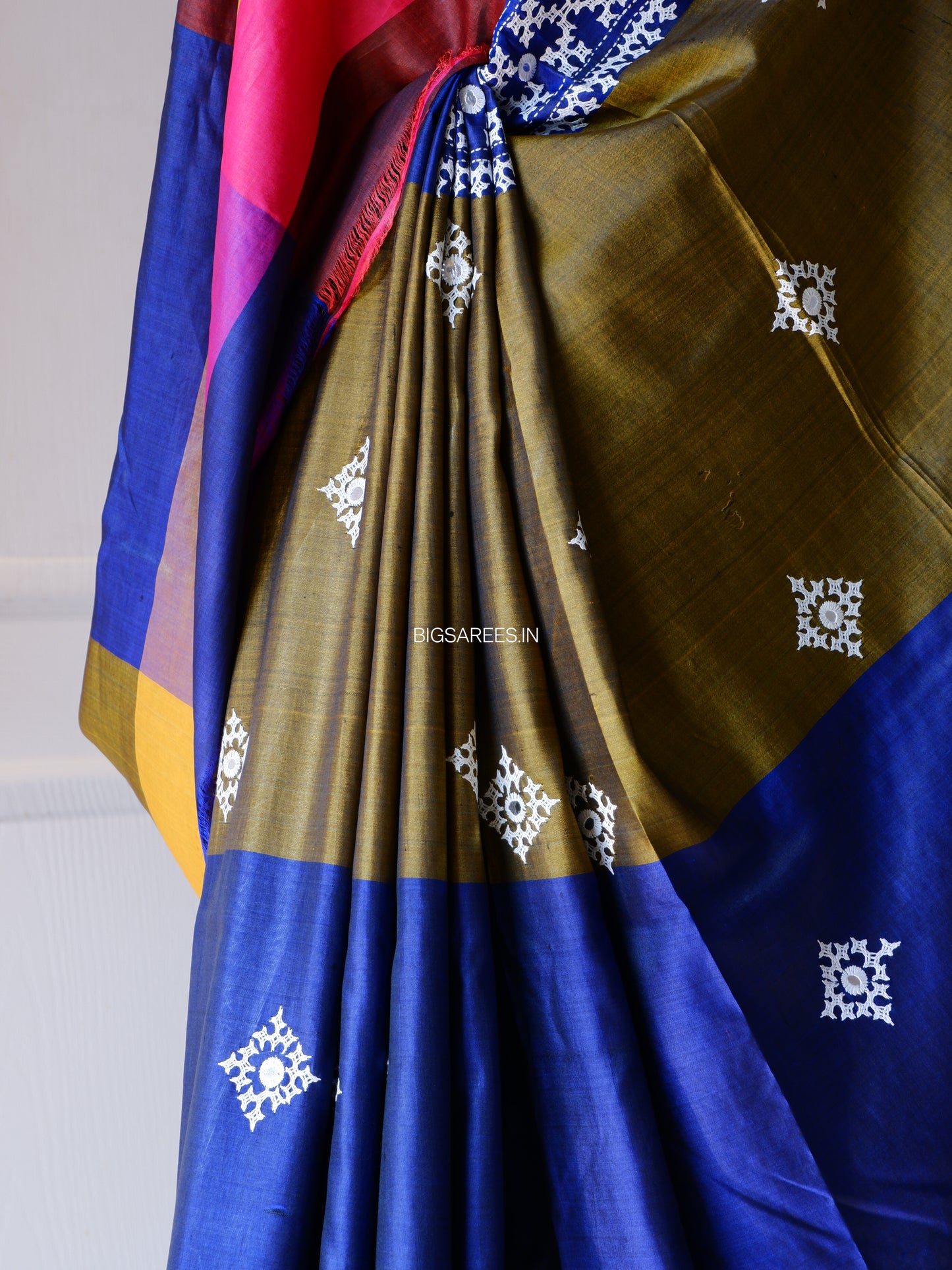 Gujrati/Kutchi Work Hand Embroidered Pure Banglore Silk Saree