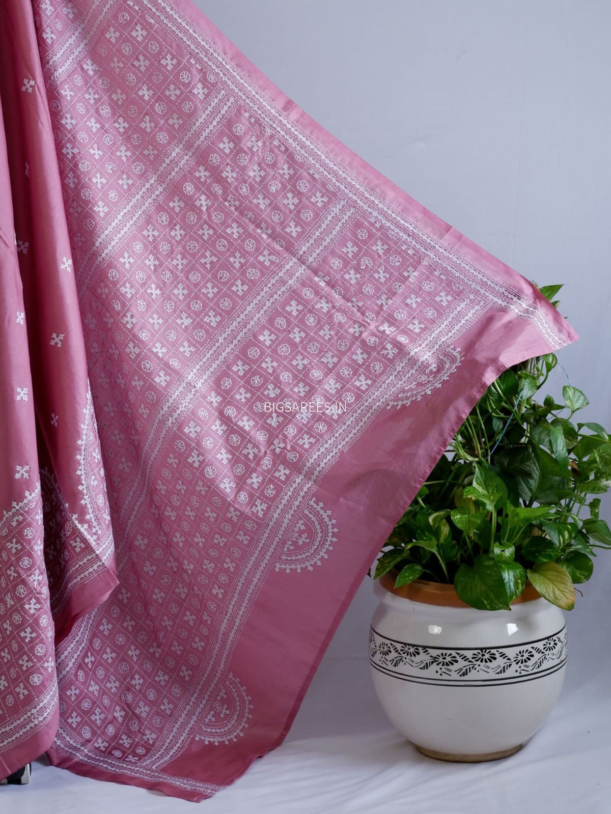Kutchi/Gujarati Stitch Hand Embroidered Saree | Art Silk