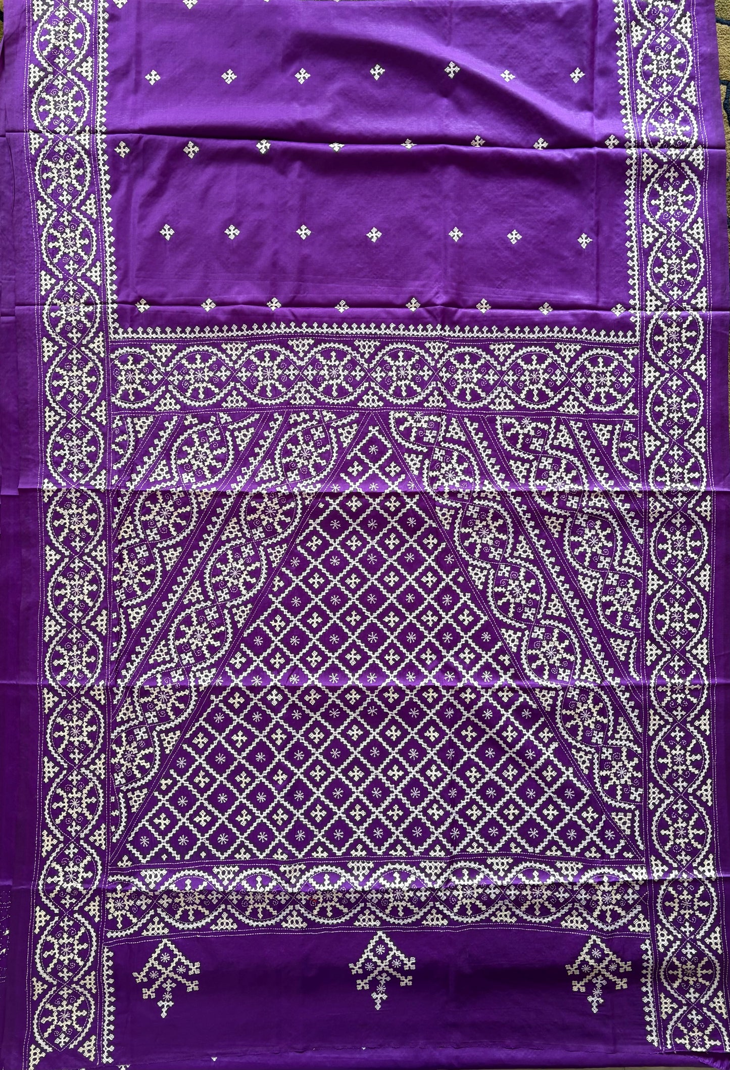 Gujrati Stitch/Kutch Hand Embroidered Art Silk Saree
