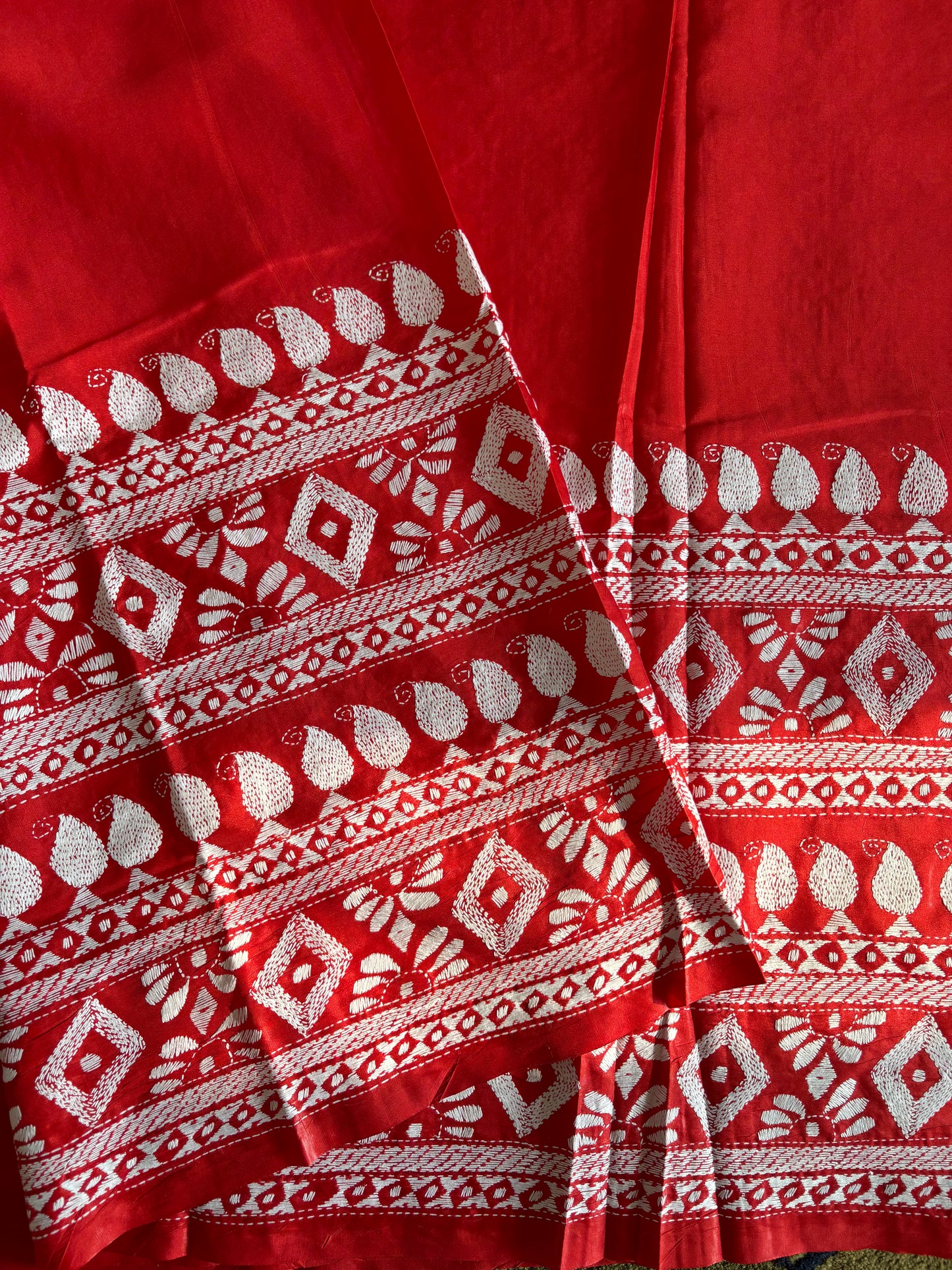 Kantha Stitch Hand Embroidered Art Silk Saree With Blouse