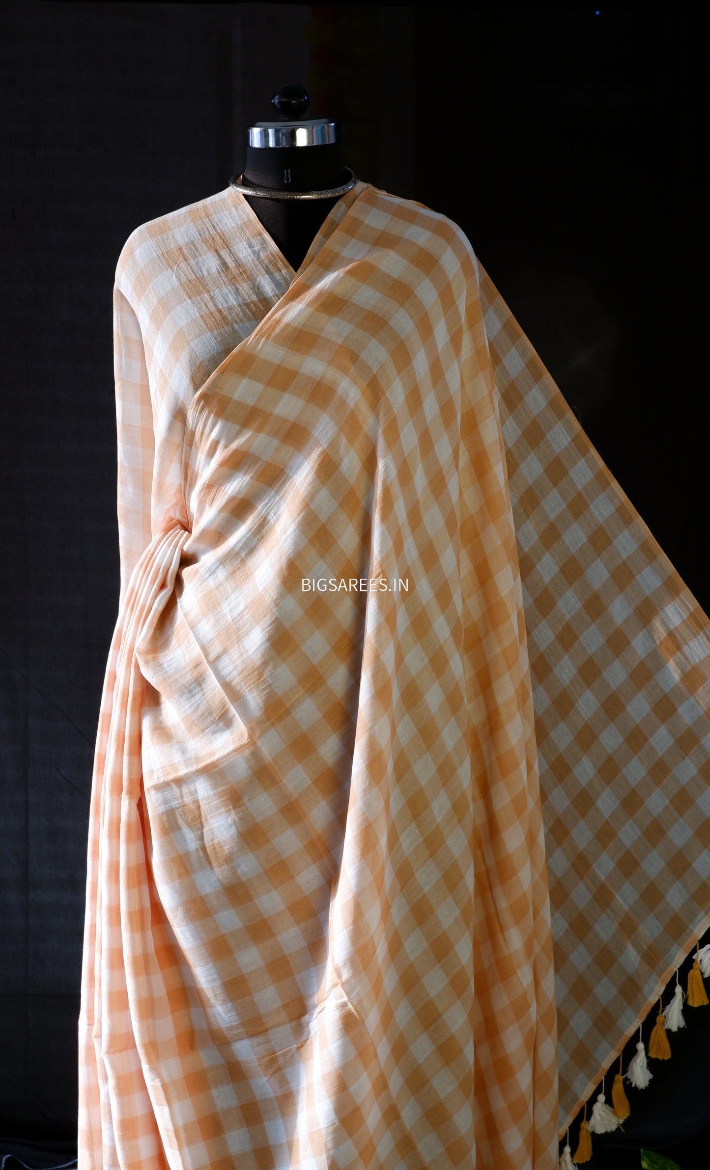 Mul Cotton check Saree