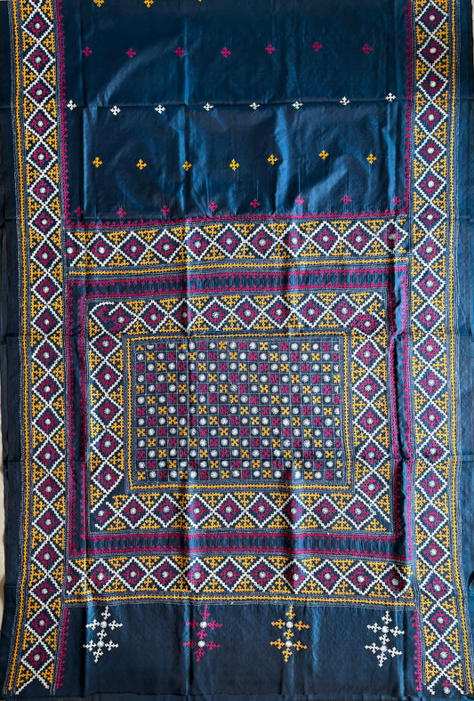 Blue Kutch Hand Embroidered Blended Banglore Silk/Art Silk Saree