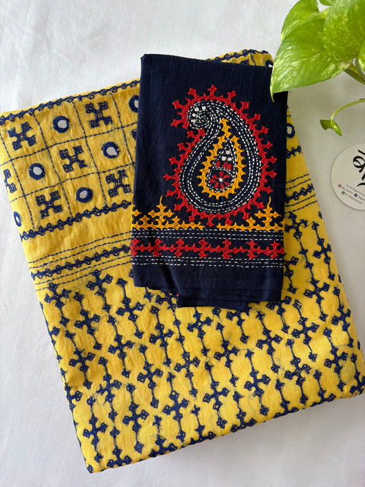 Gujrati Stitch/Kutch Hand Embroidered Cotton Saree