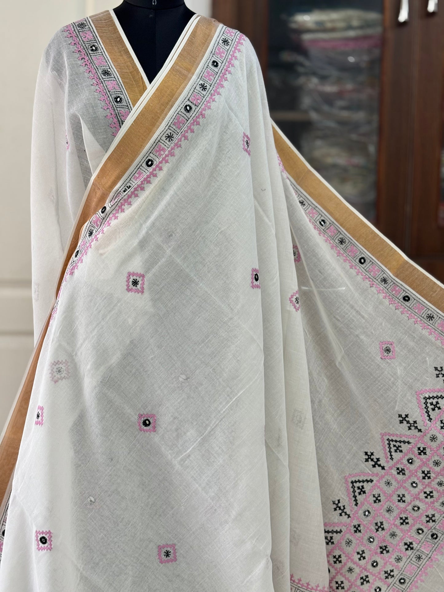 Gujrati Stitch/Kutch Hand Embroidered South Cotton Saree