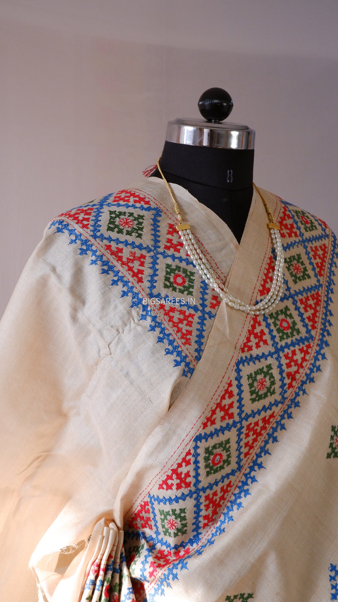 Kutchi Hand Embroidered Saree | Pure Gachi by Gachi Tassar Silk | Silk Marked | Off-White