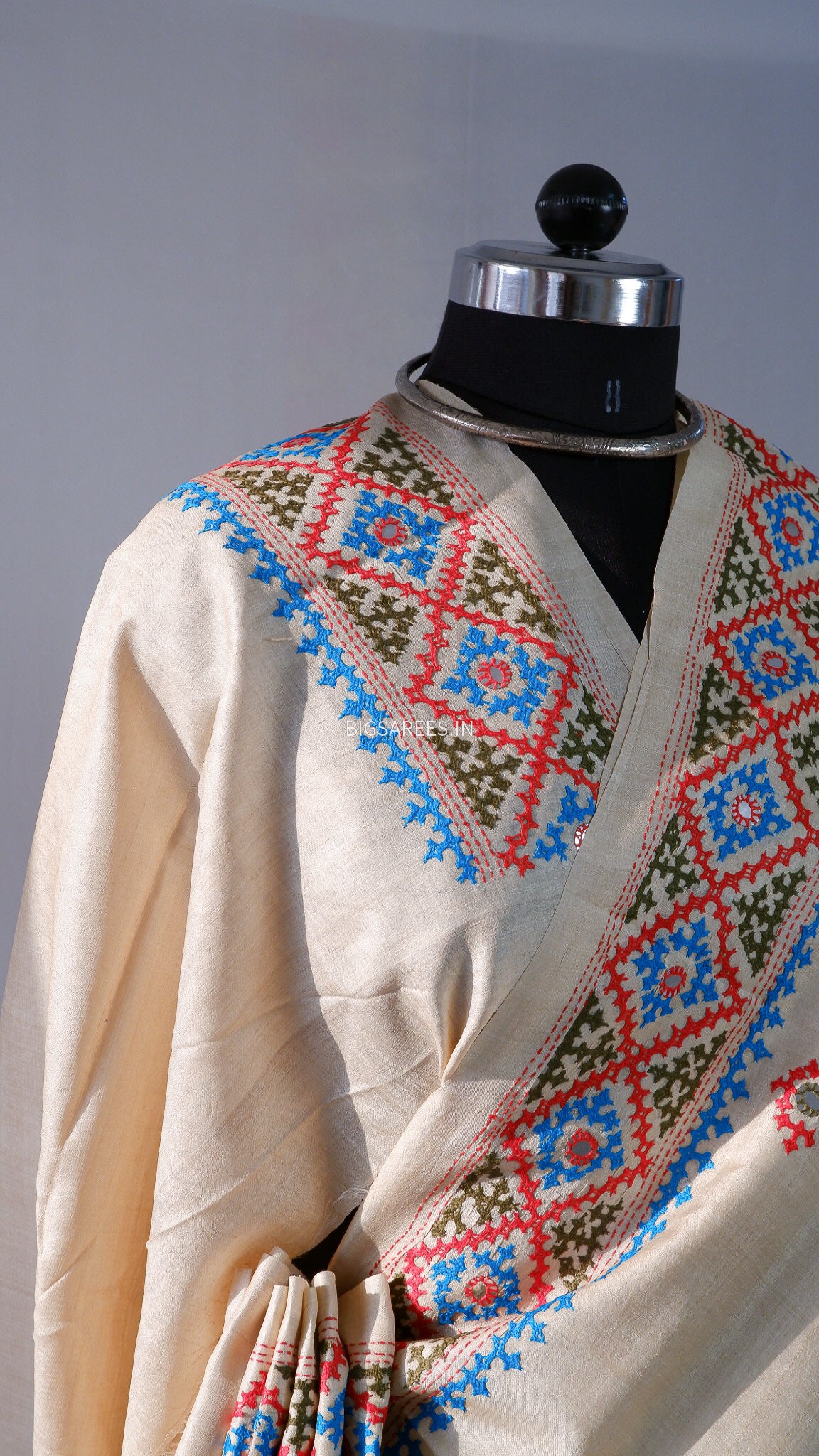 Kutchi Hand Embroidered Saree | Pure Gachi by Gachi Tassar Silk | Silk Marked | Off- White