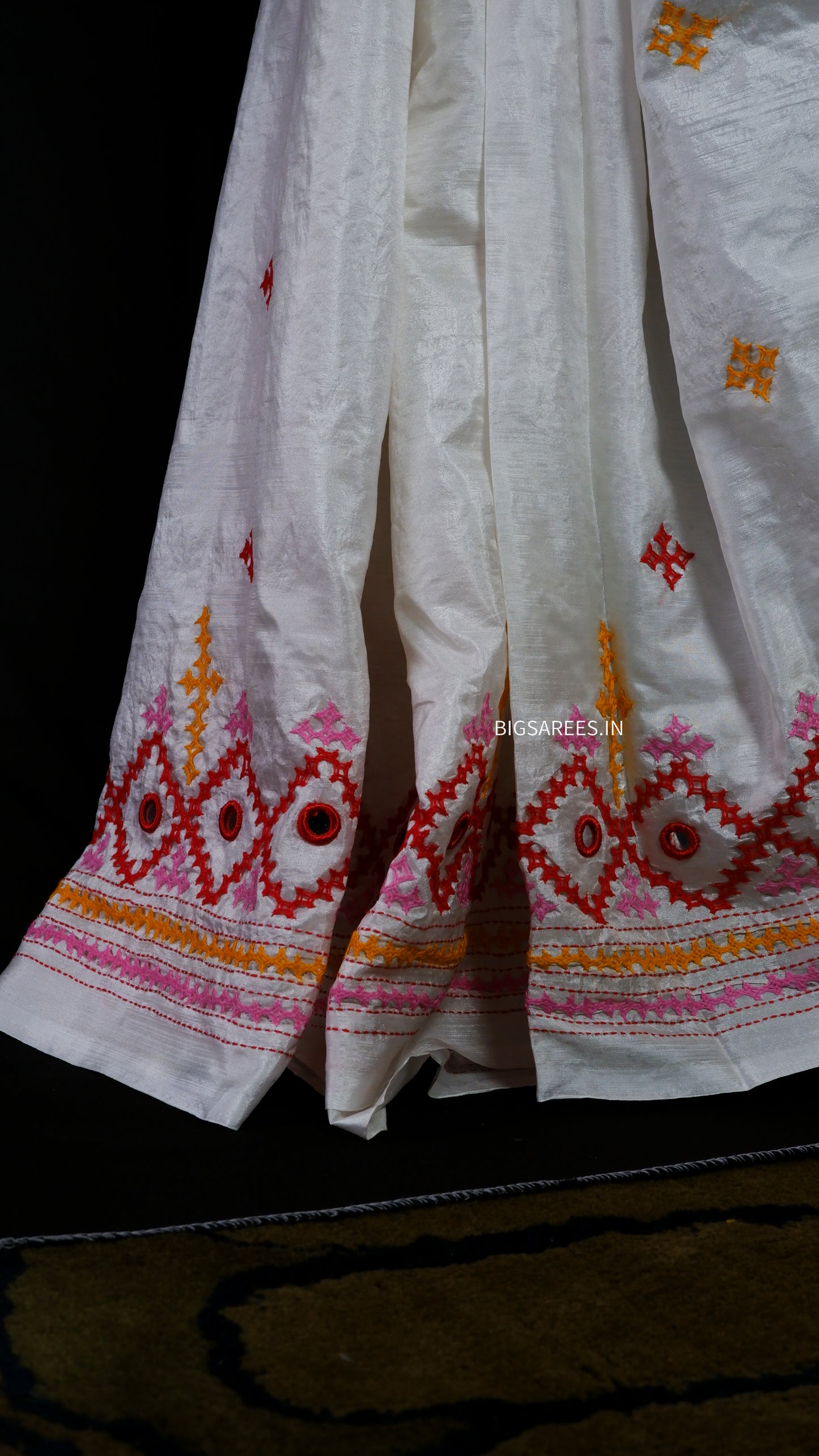 Heavy real mirror work Gujrati Stitch/Kutchi Bharat/Sindhi Hand Embroidered Art Silk Saree with blouse - Off white