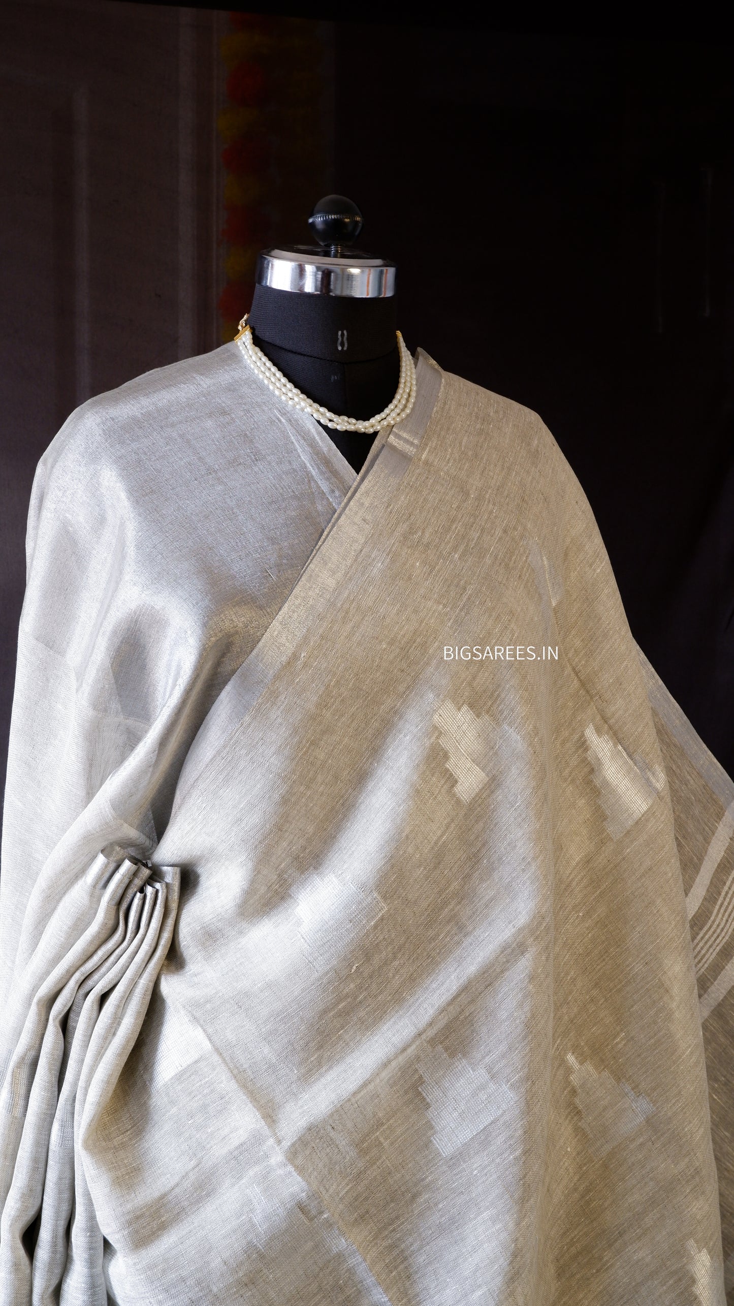 Pure Linen Saree With running Blouse