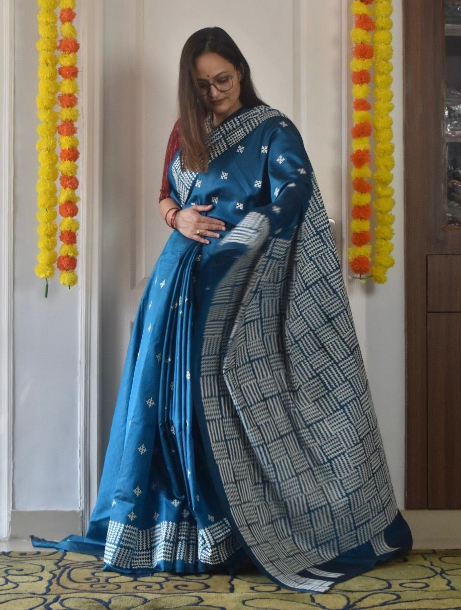 Kutch Hand Embroidered Saree| Pure Bangalore Silk | Silk Marked | Blue
