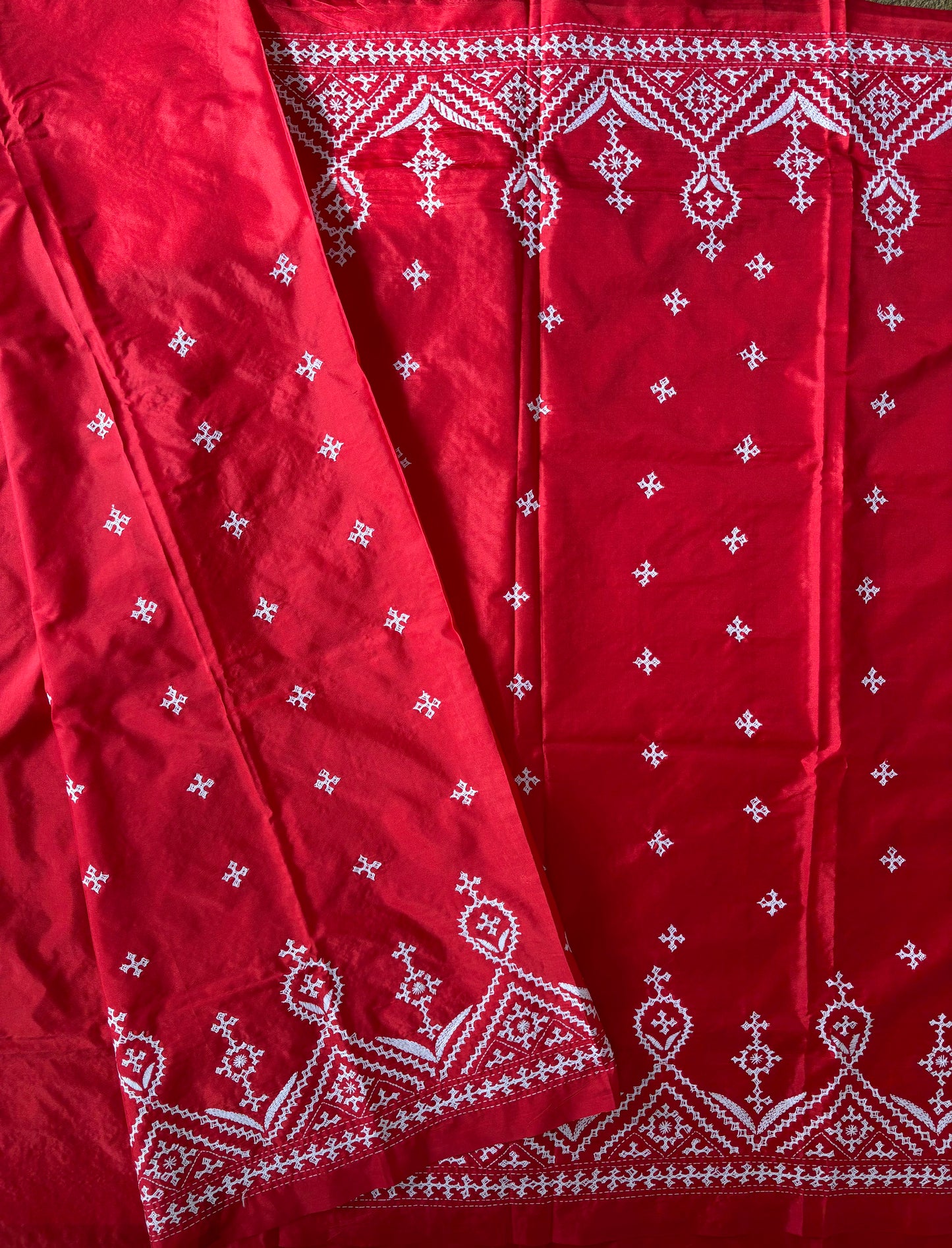 Gujrati Stitch/Kutch Hand Embroidered Art Silk Saree