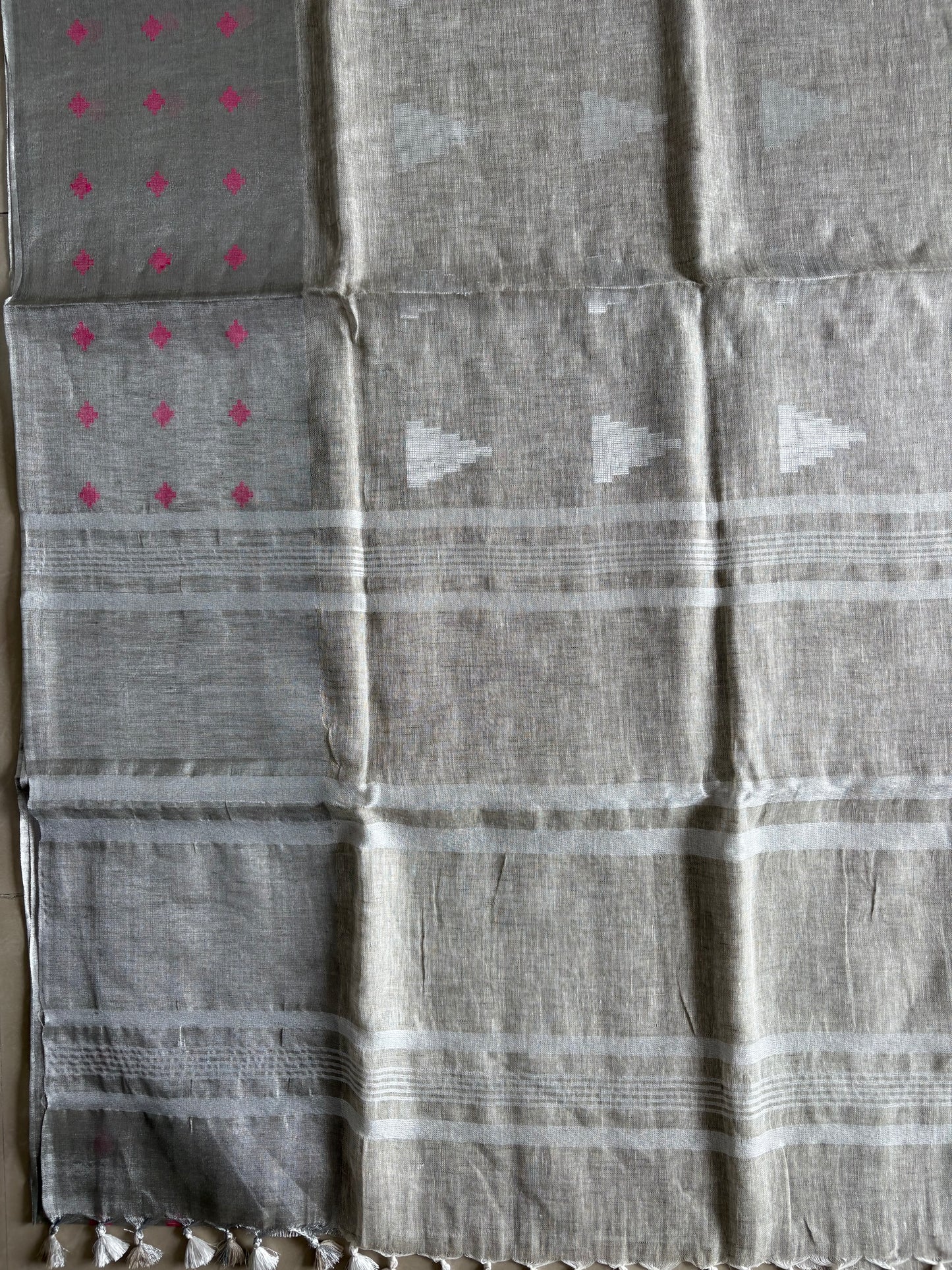 Pure Linen Saree With running Blouse