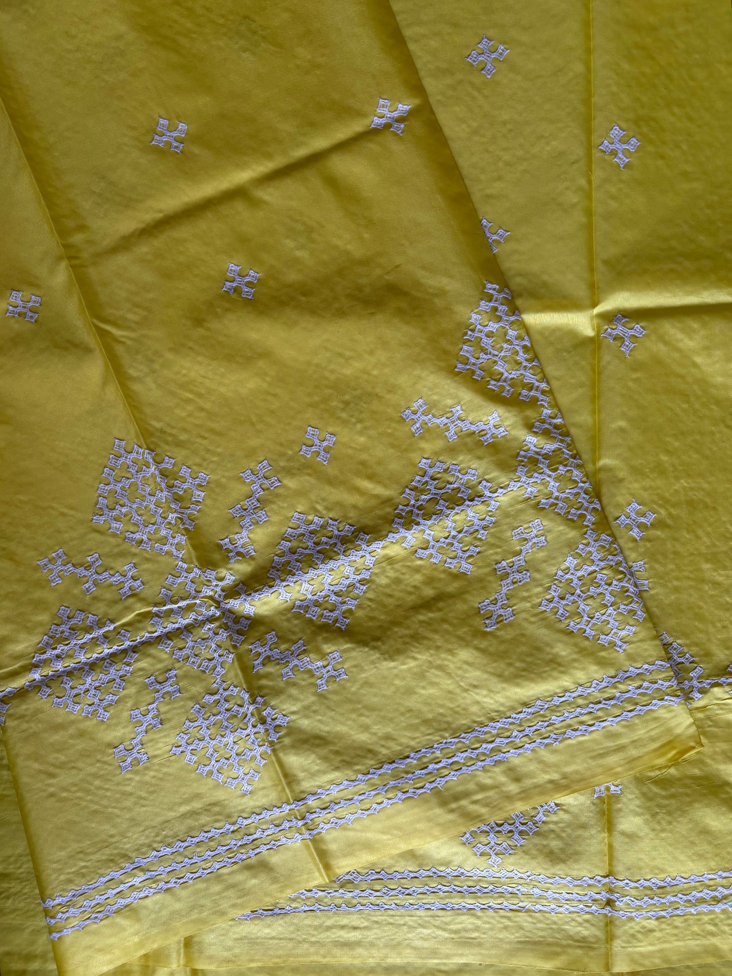 Gujrati Stitch/Kutch Hand Embroidered Art Silk Saree