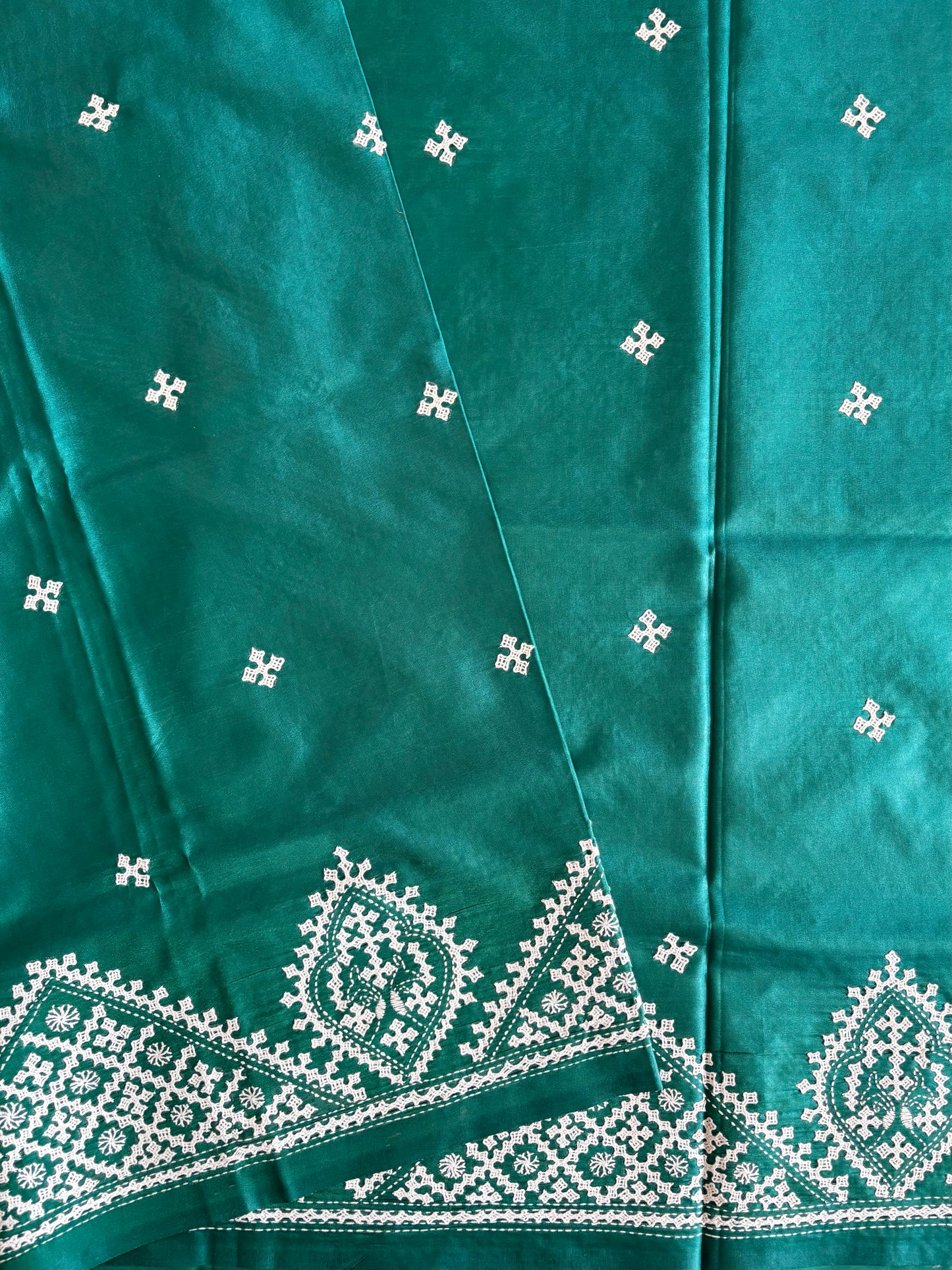Gujrati Stitch/Kutch Hand Embroidered Art Silk Saree