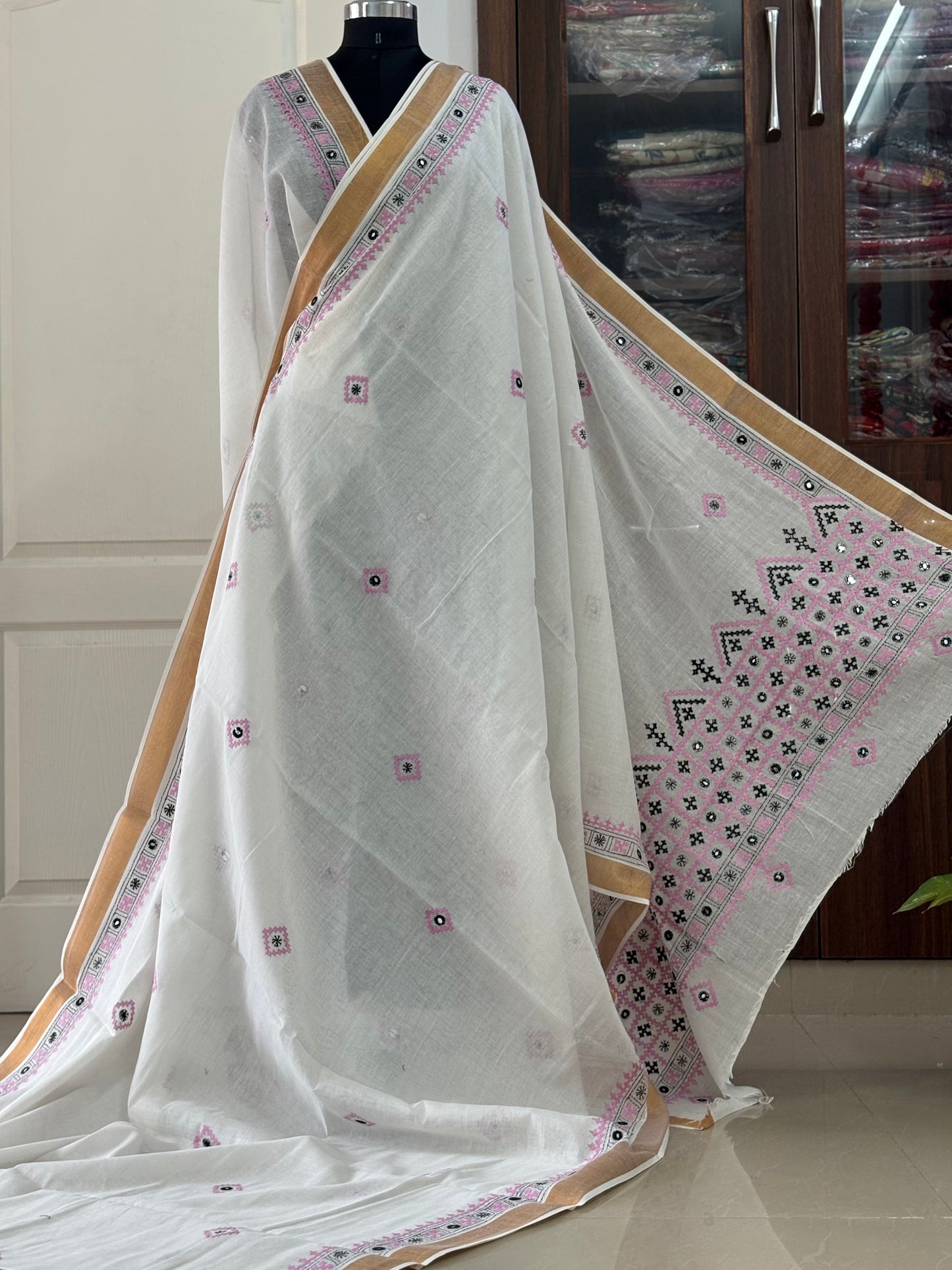 Gujrati Stitch/Kutch Hand Embroidered South Cotton Saree