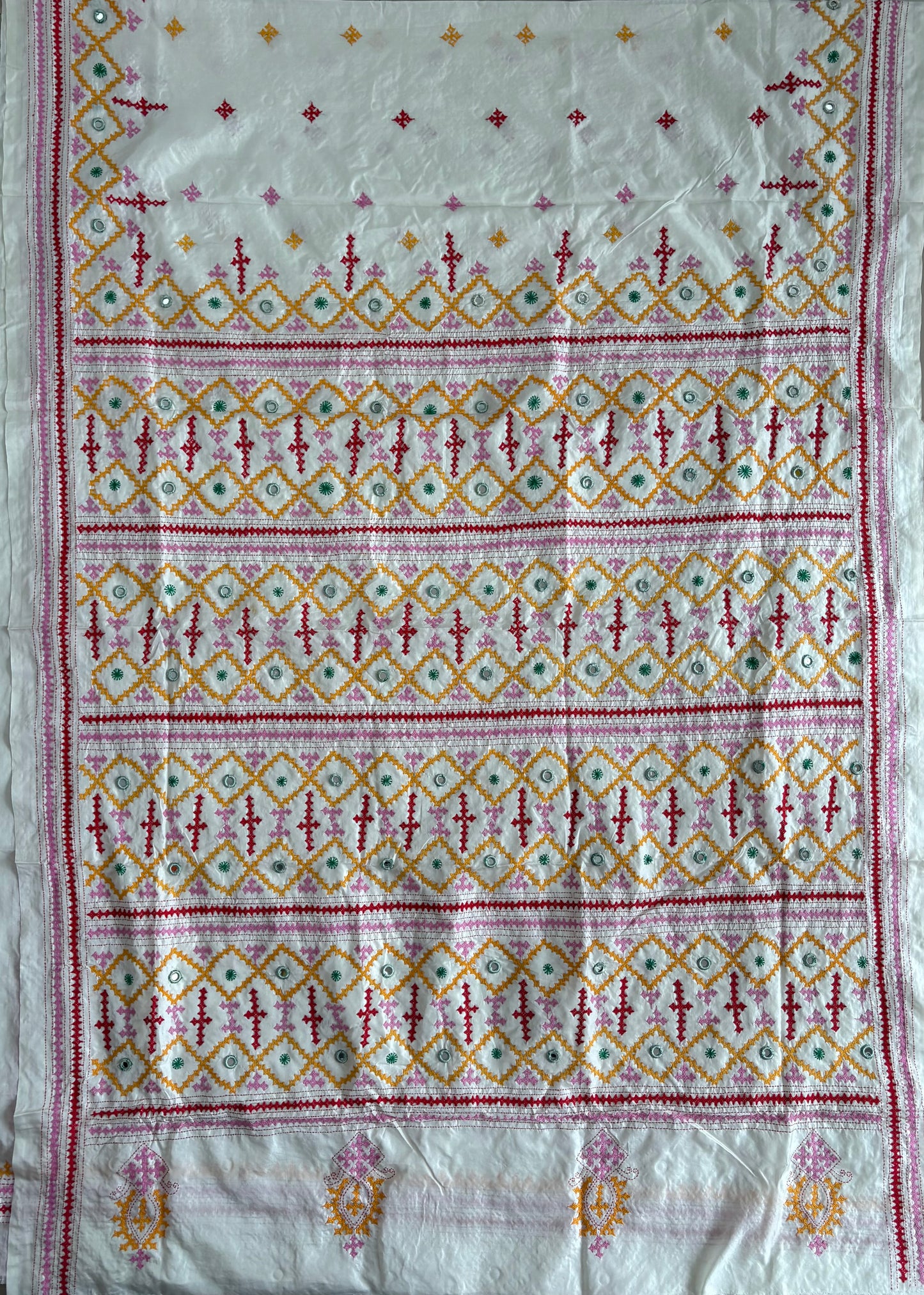 Heavy real mirror work Gujrati Stitch/Kutchi Bharat/Sindhi Hand Embroidered Art Silk Saree with blouse - white