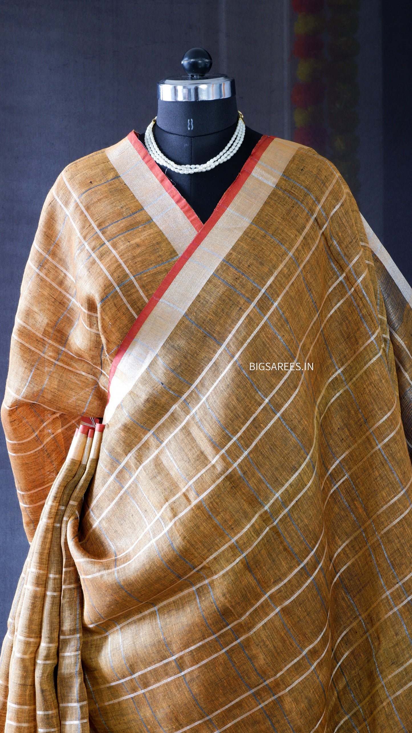 Pure Linen Saree With running Blouse