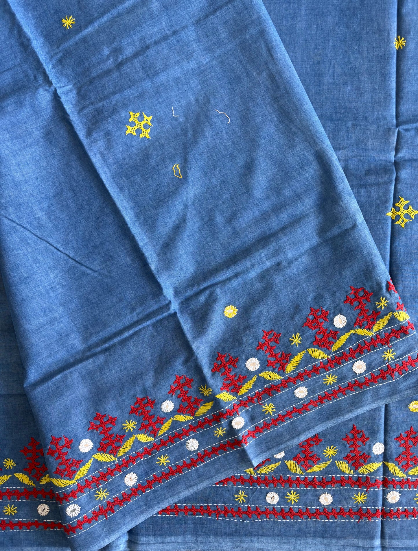 Gujrati Stitch/Kutchi Hand Embroidered malmal Cotton Saree - Blue