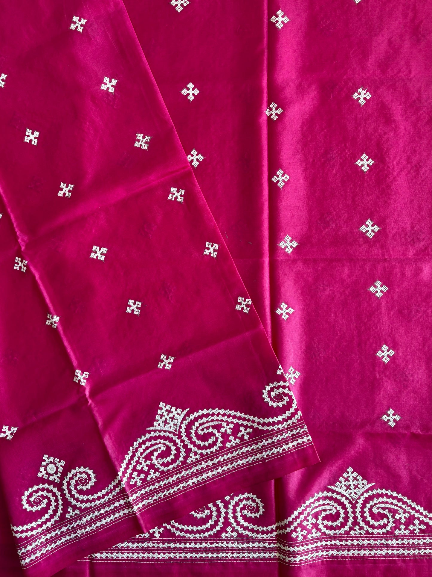 Gujrati Stitch/Kutch Hand Embroidered Art Silk Saree