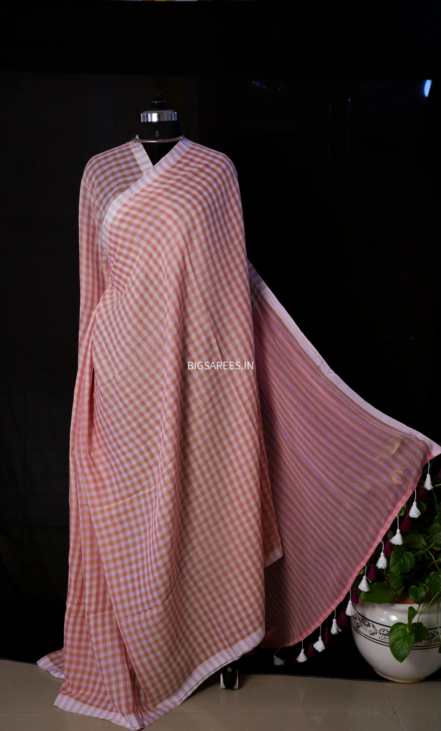Checkered Mul Cotton Saree With Ikat Blouse | Ultra Lightweight | Pink