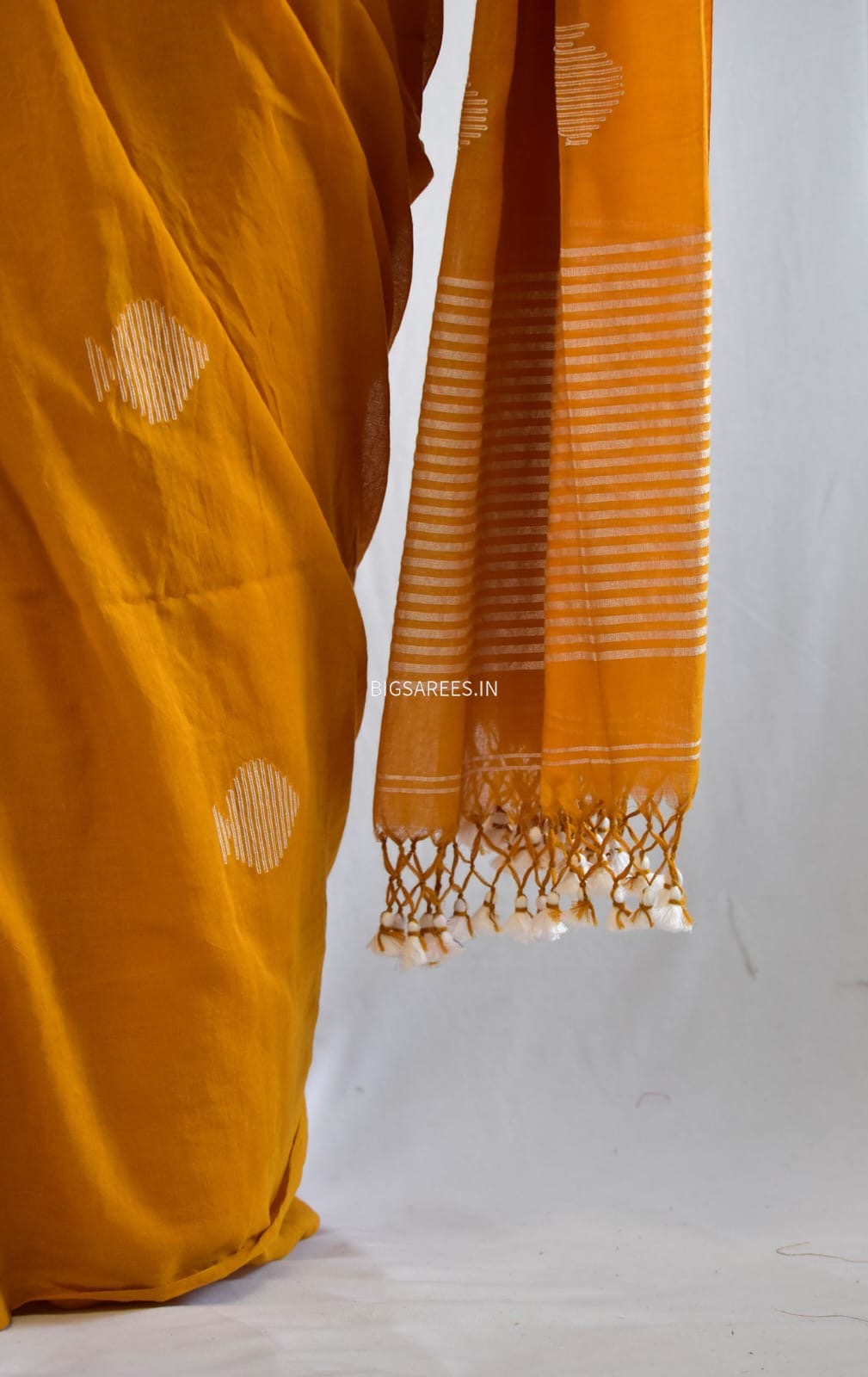 Hand woven Pure Mul Cotton Saree (Handloom Marked) - Mustard