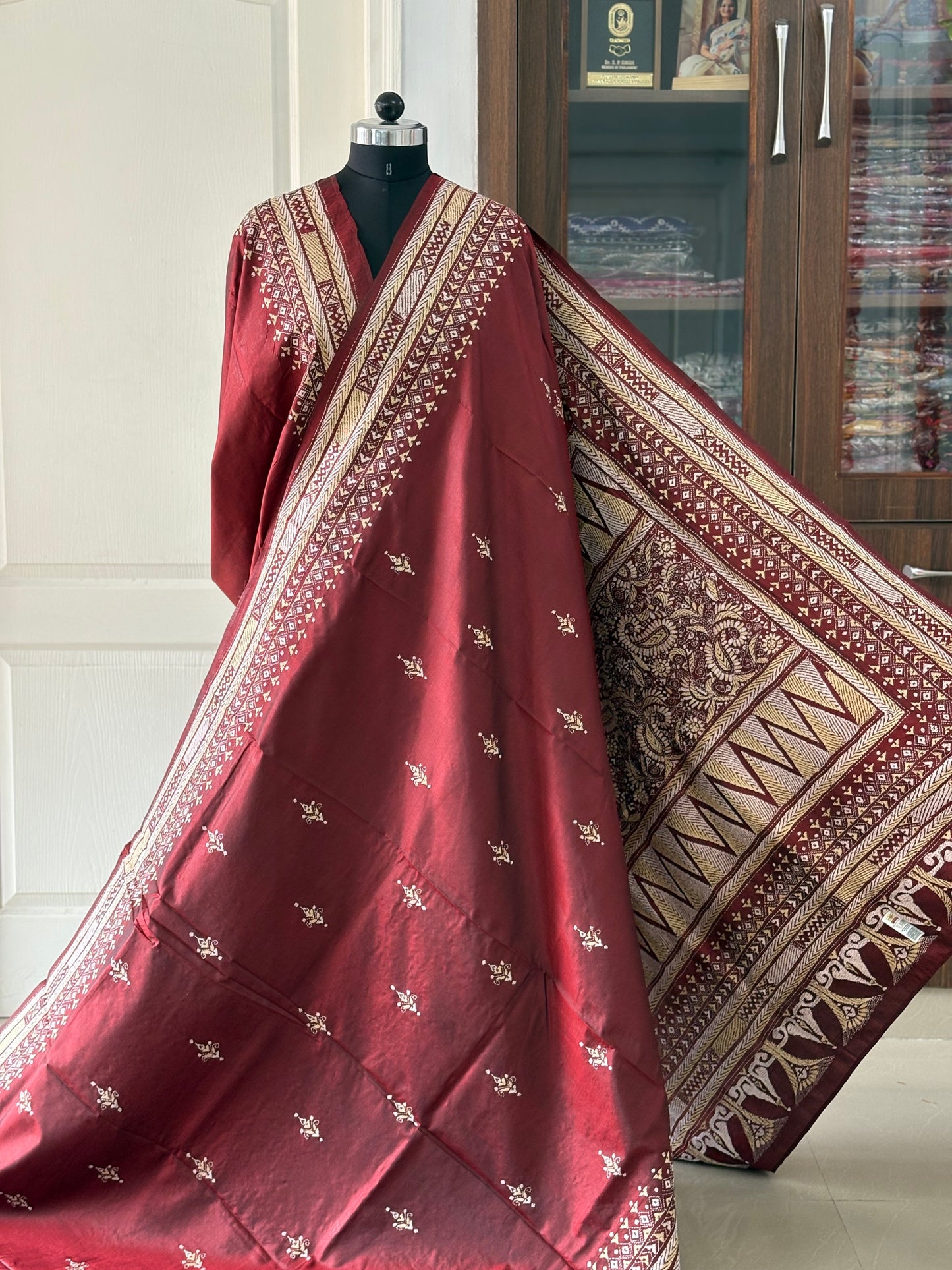 Kantha Stitch Hand Embroidered Pure Banglore Silk Saree (Silk Marked)