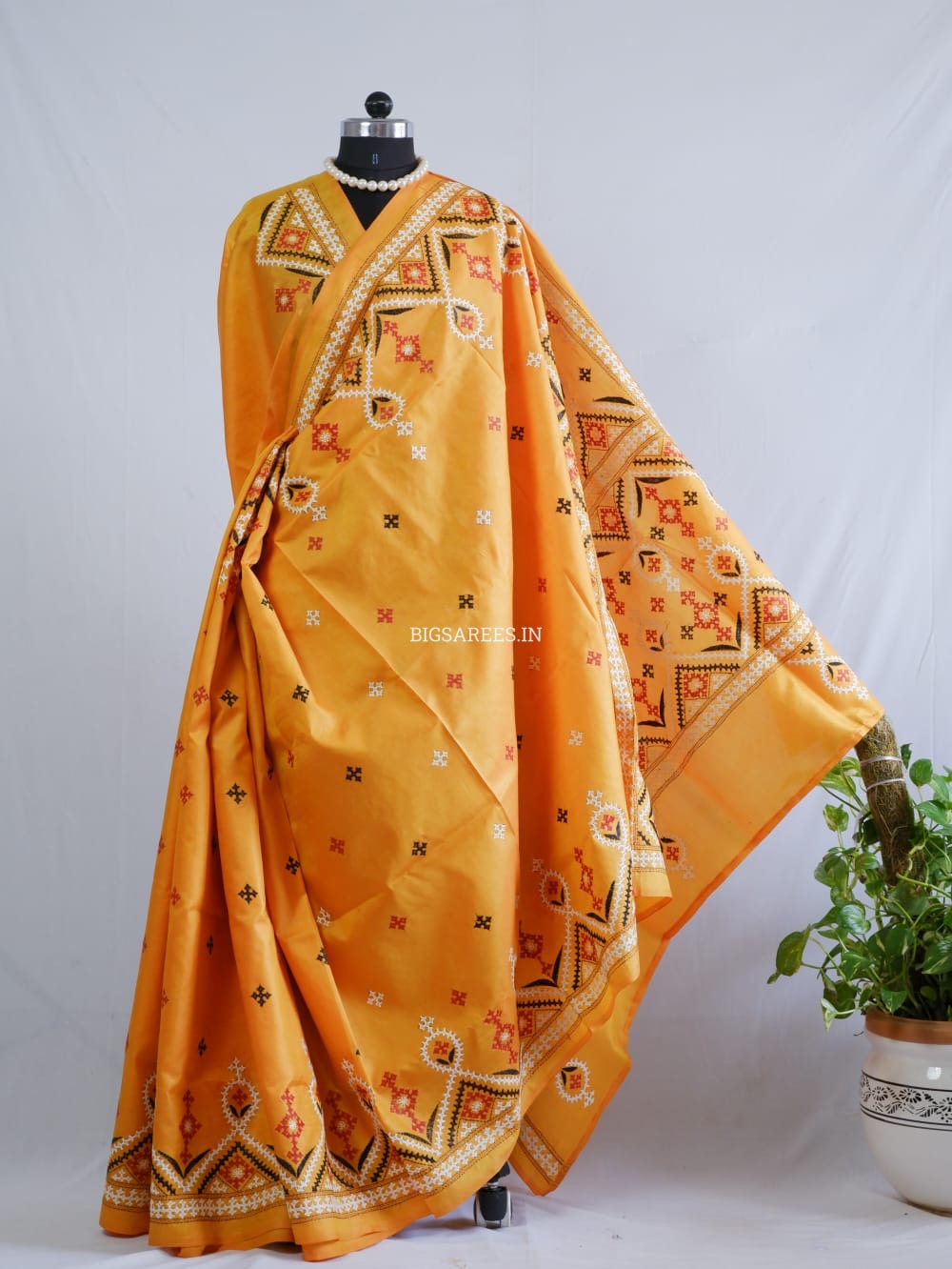 Kutch Hand Embroidered Saree| Pure Bangalore Silk | Amber