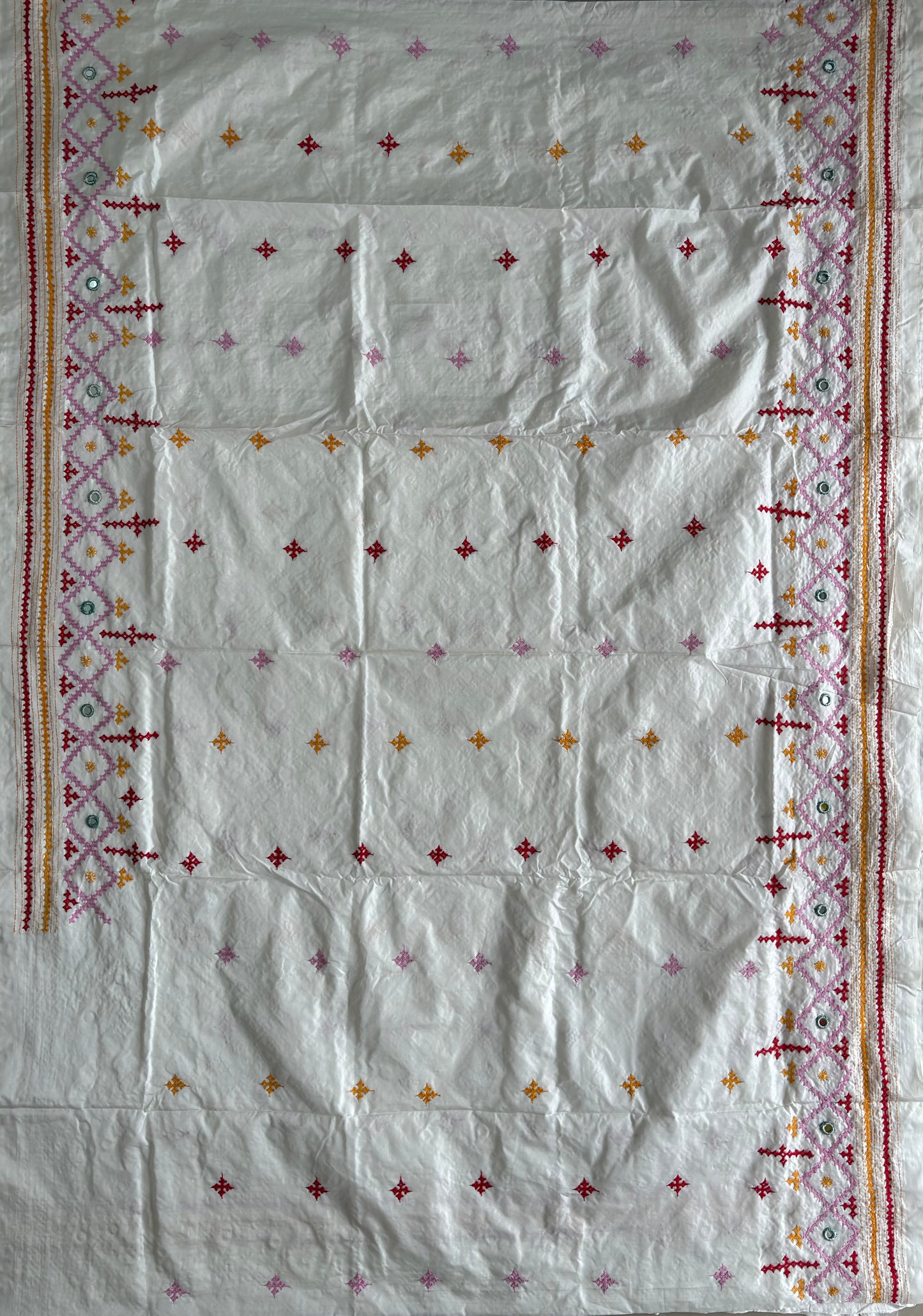 Heavy real mirror work Gujrati Stitch/Kutchi Bharat/Sindhi Hand Embroidered Art Silk Saree with blouse - white
