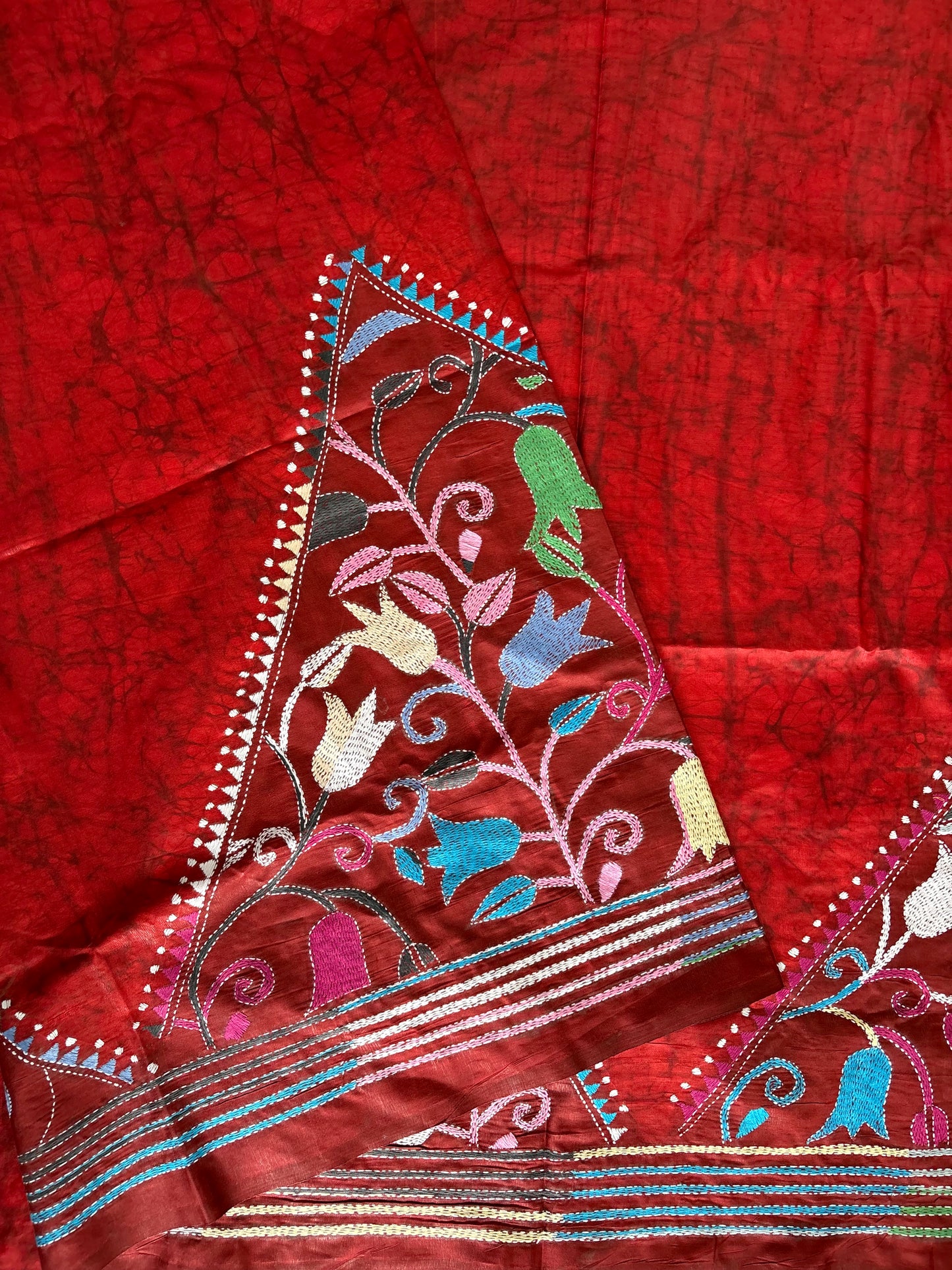 Kantha Hand Embroidered Blended Banglore Silk/Art Silk Saree With Blouse