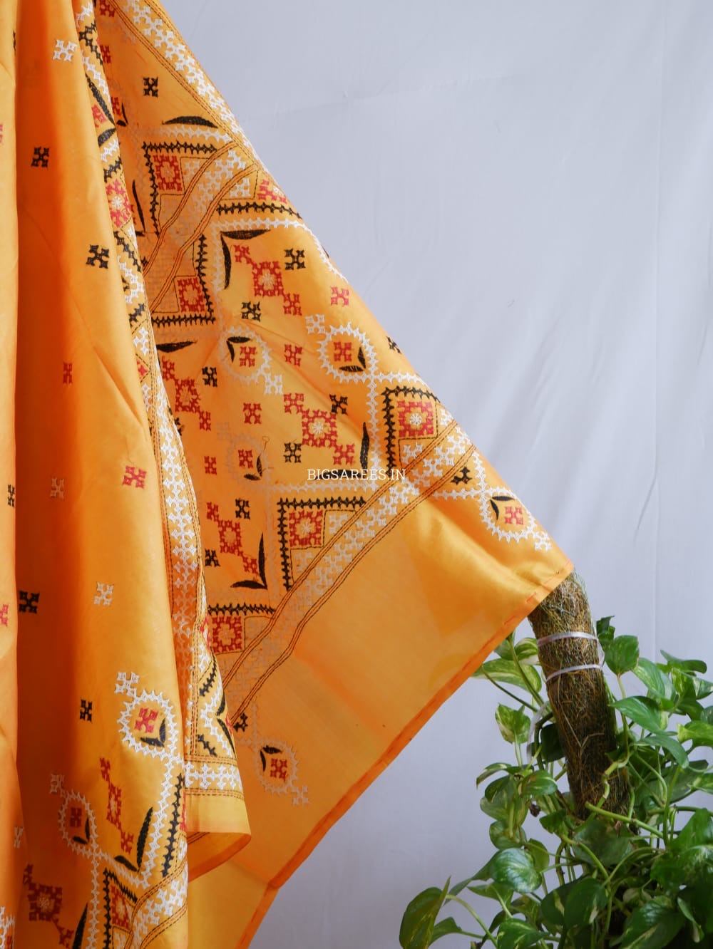 Kutch Hand Embroidered Saree| Pure Bangalore Silk | Amber