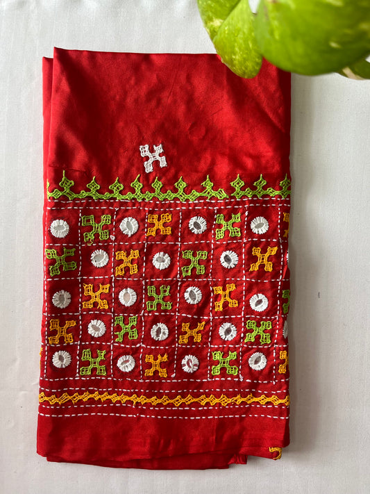 Gujrati work blouse pieces in art silk 1 mtr