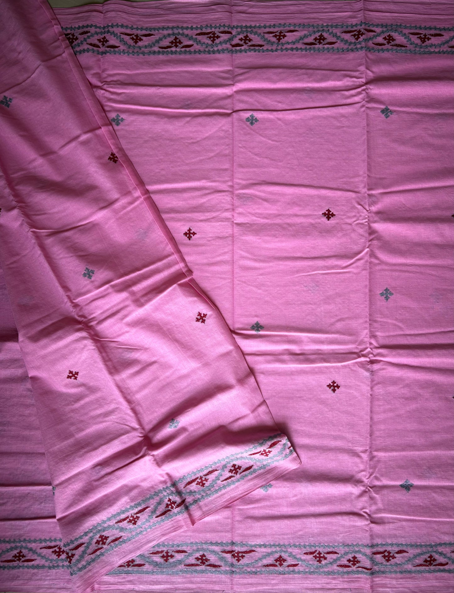 Kutchi work Hand Embroidered Pure Cotton Saree – Pink
