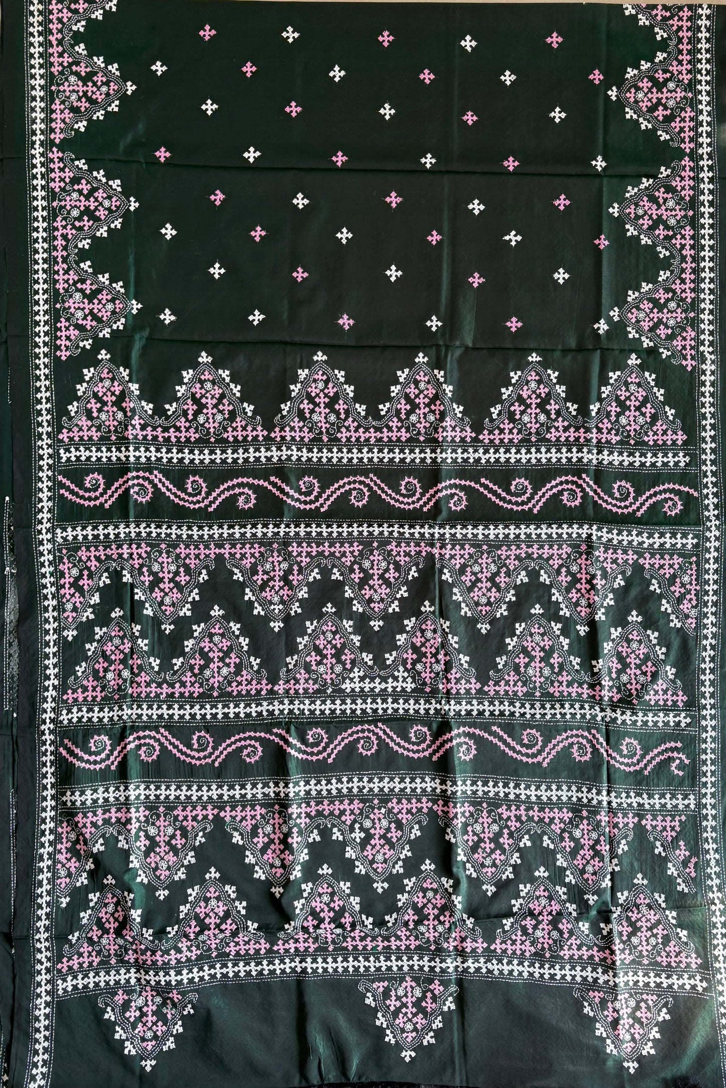 Gujrati Stitch/Kutch Hand Embroidered Art Silk Saree