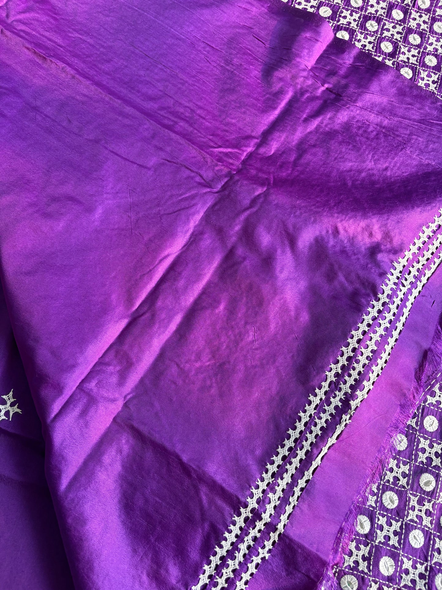 Gujrati Stitch/Kutch Hand Embroidered Art Silk Saree