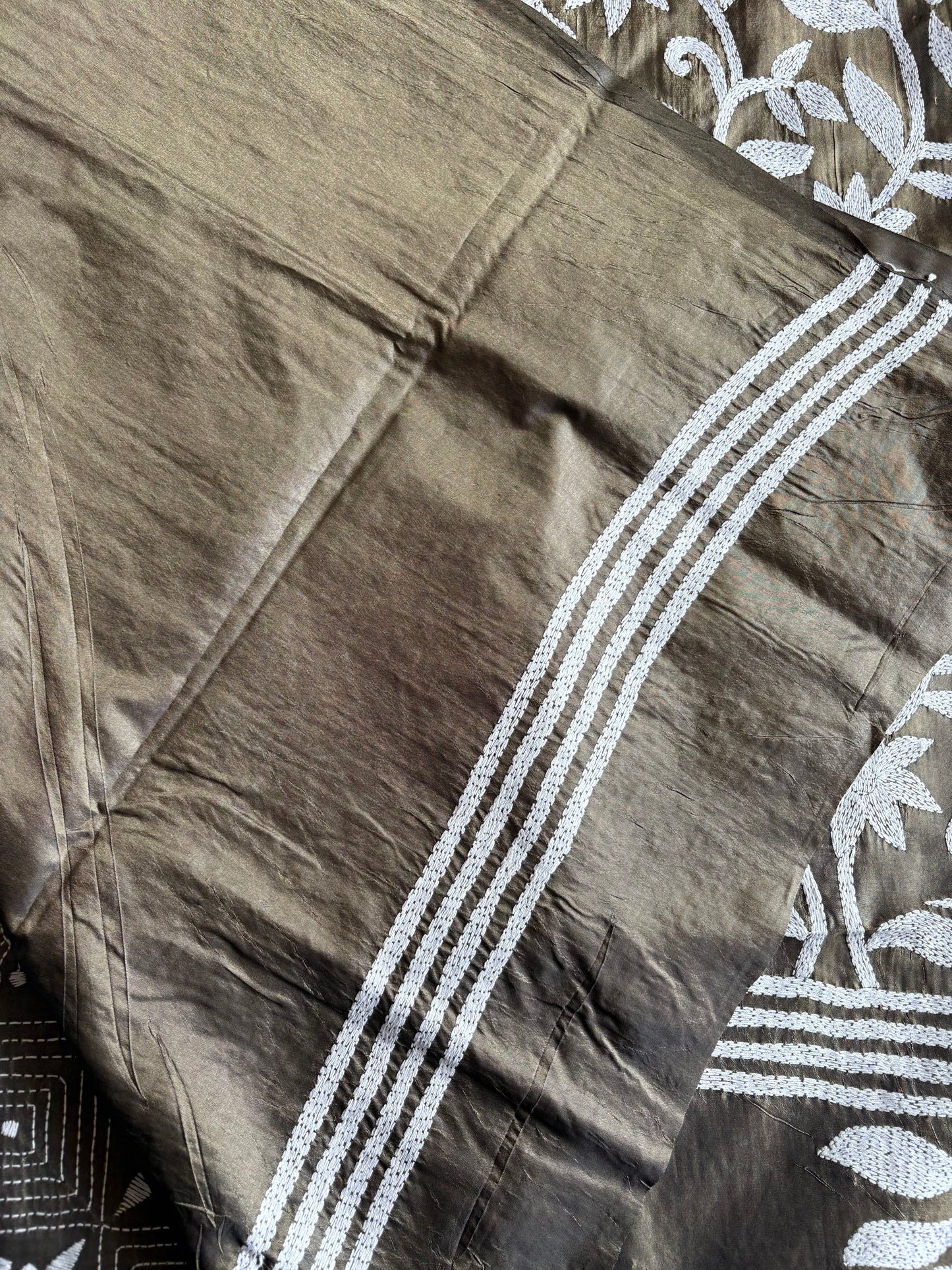 Hand embroidered Kantha stitch Saree in Art silk