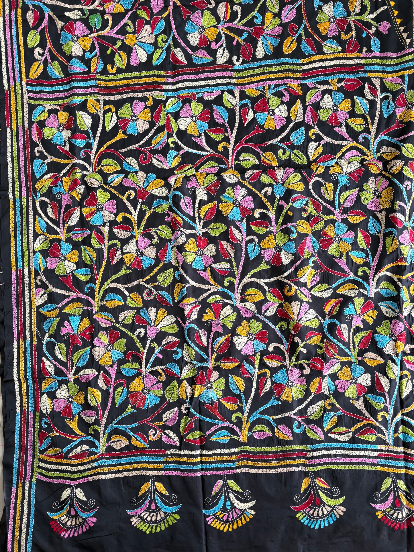 Kantha Hand Embroidered Blended Banglore Silk/Art Silk Saree With Blouse