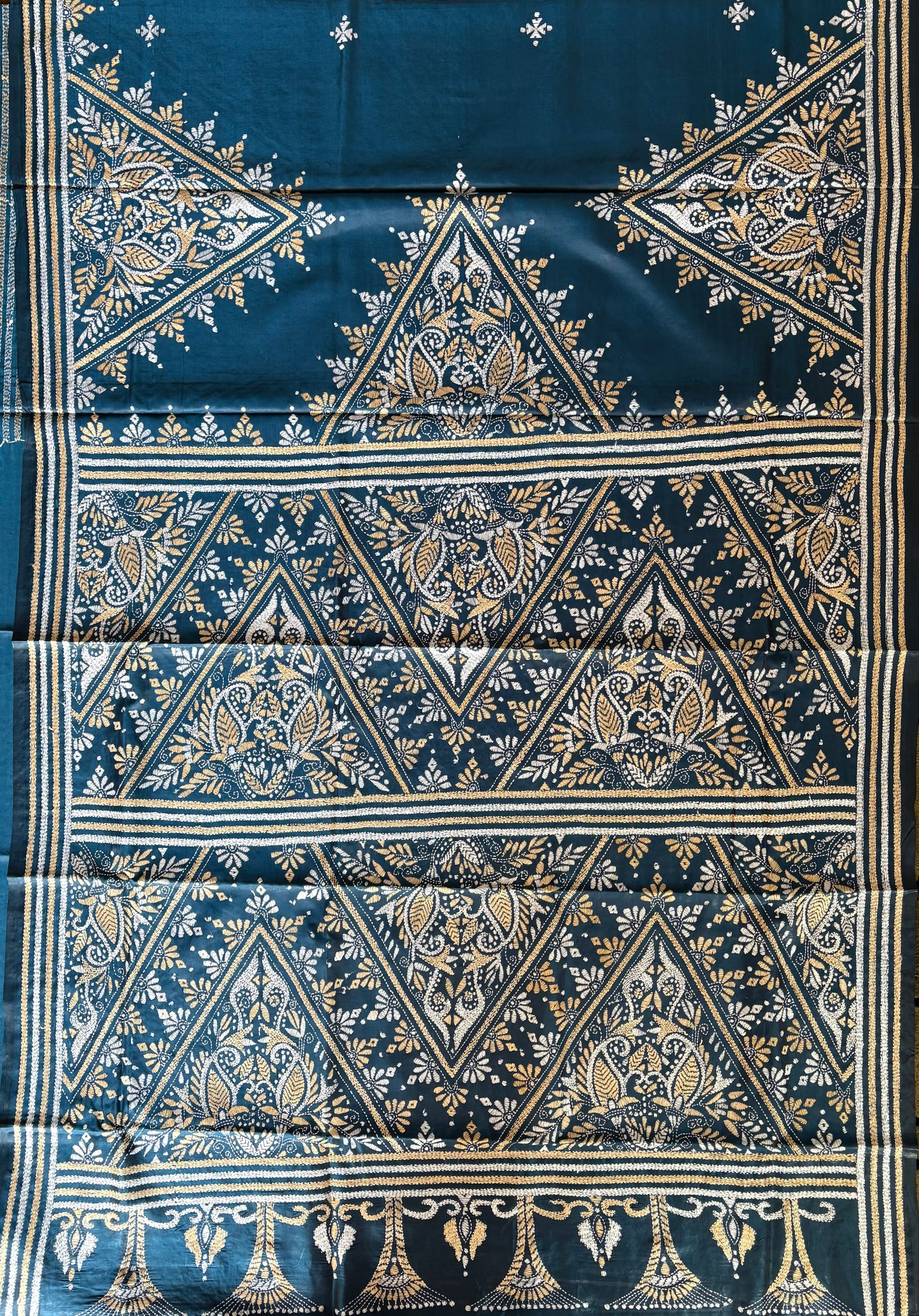 Kantha Hand Embroidered Blended Banglore Silk/Art Silk Saree With Blouse