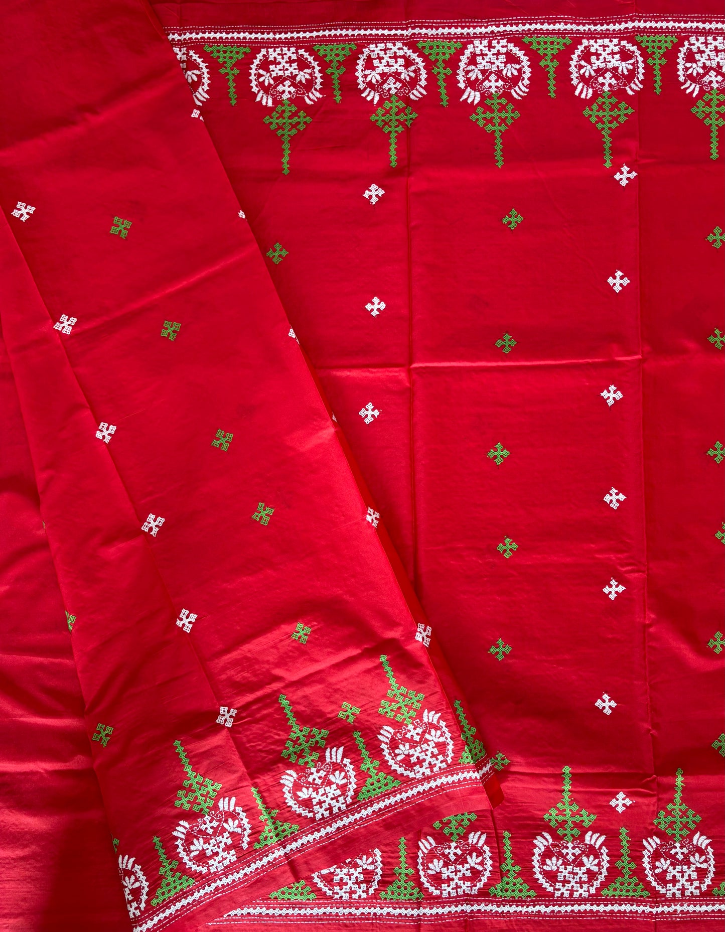 Gujrati Stitch/Kutch Hand Embroidered Art Silk Saree