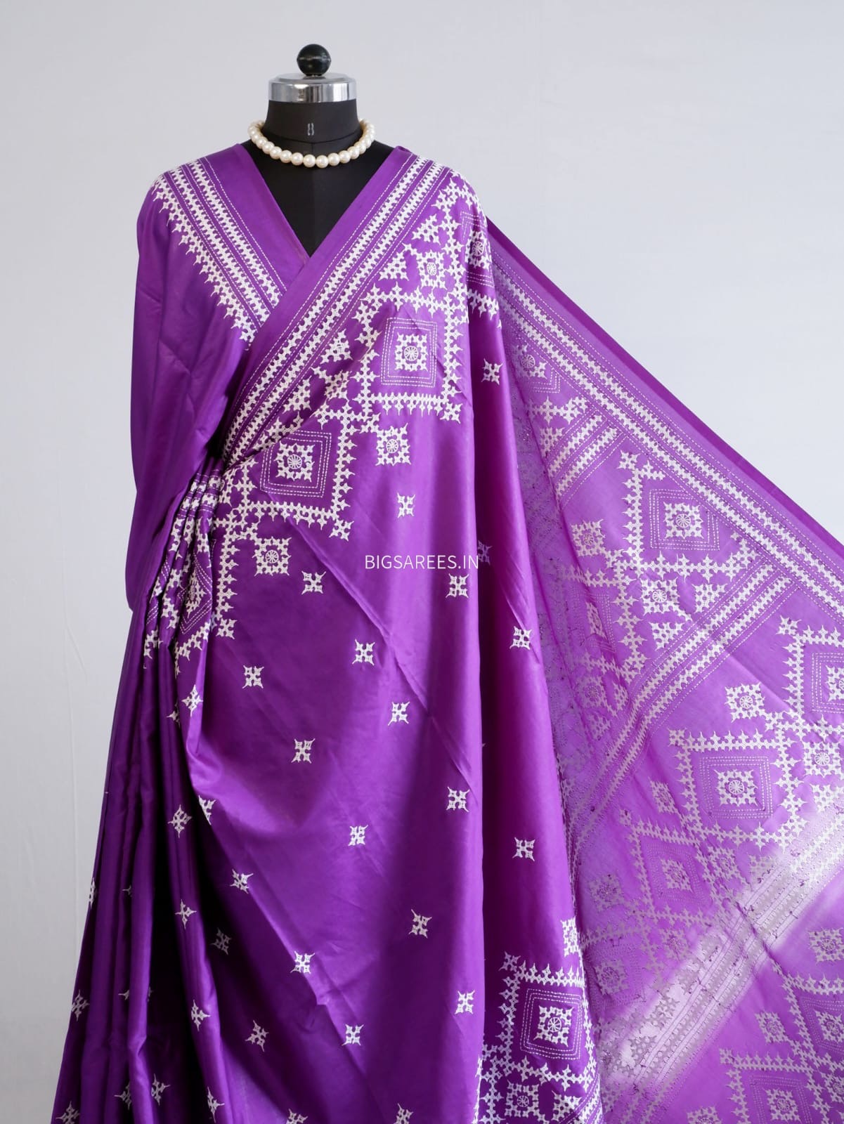 Kutchi/Gujarati Hand Embroidered Saree  | Blended Bangalore Silk / Art Silk | Plum Red