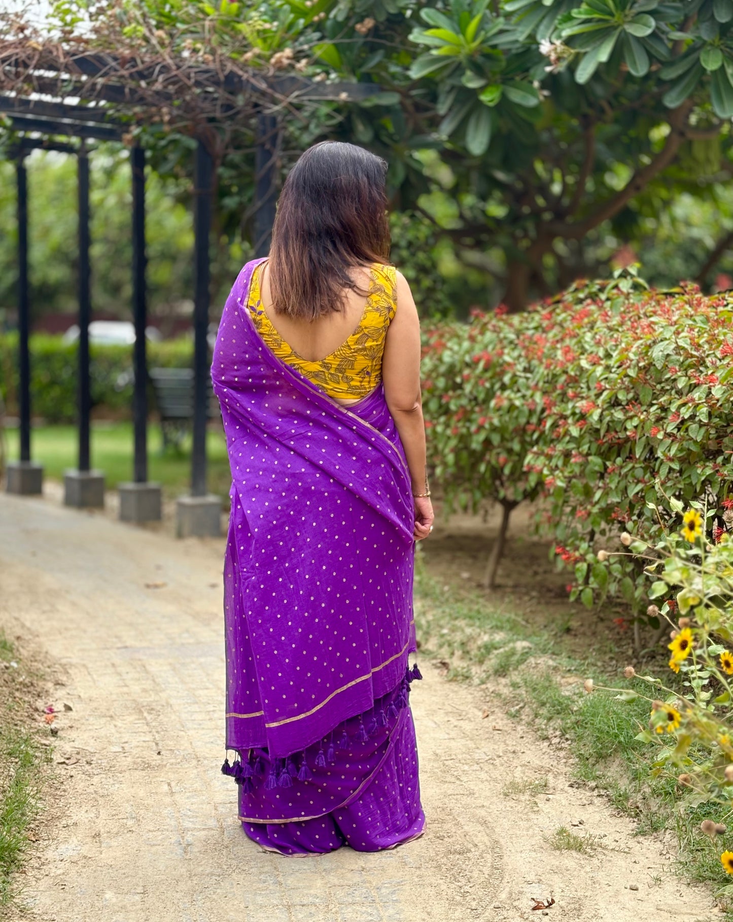 Mul Cotton polka dots Saree - Purple