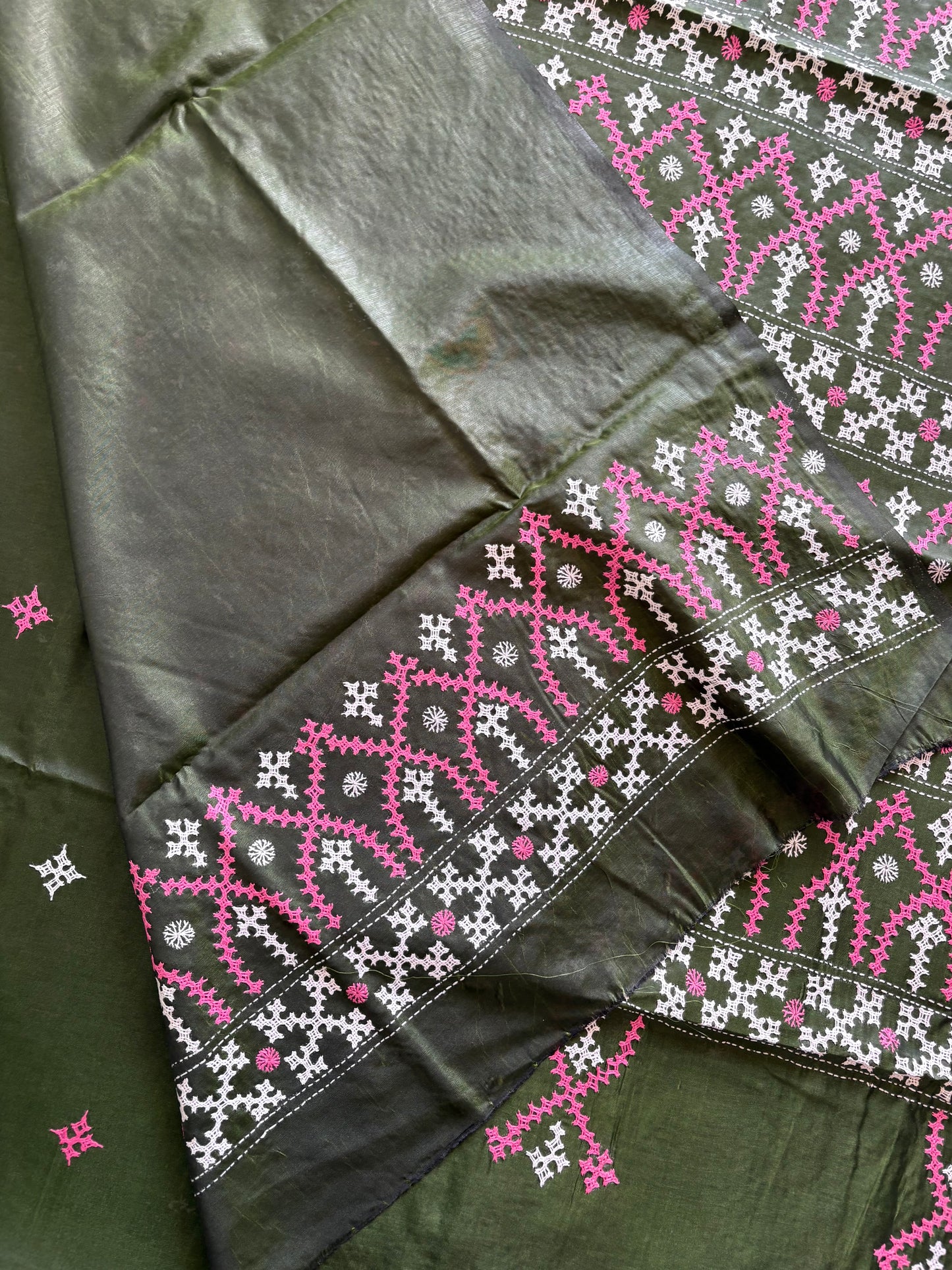 Gujrati Stitch/Kutch Hand Embroidered Art Silk Saree