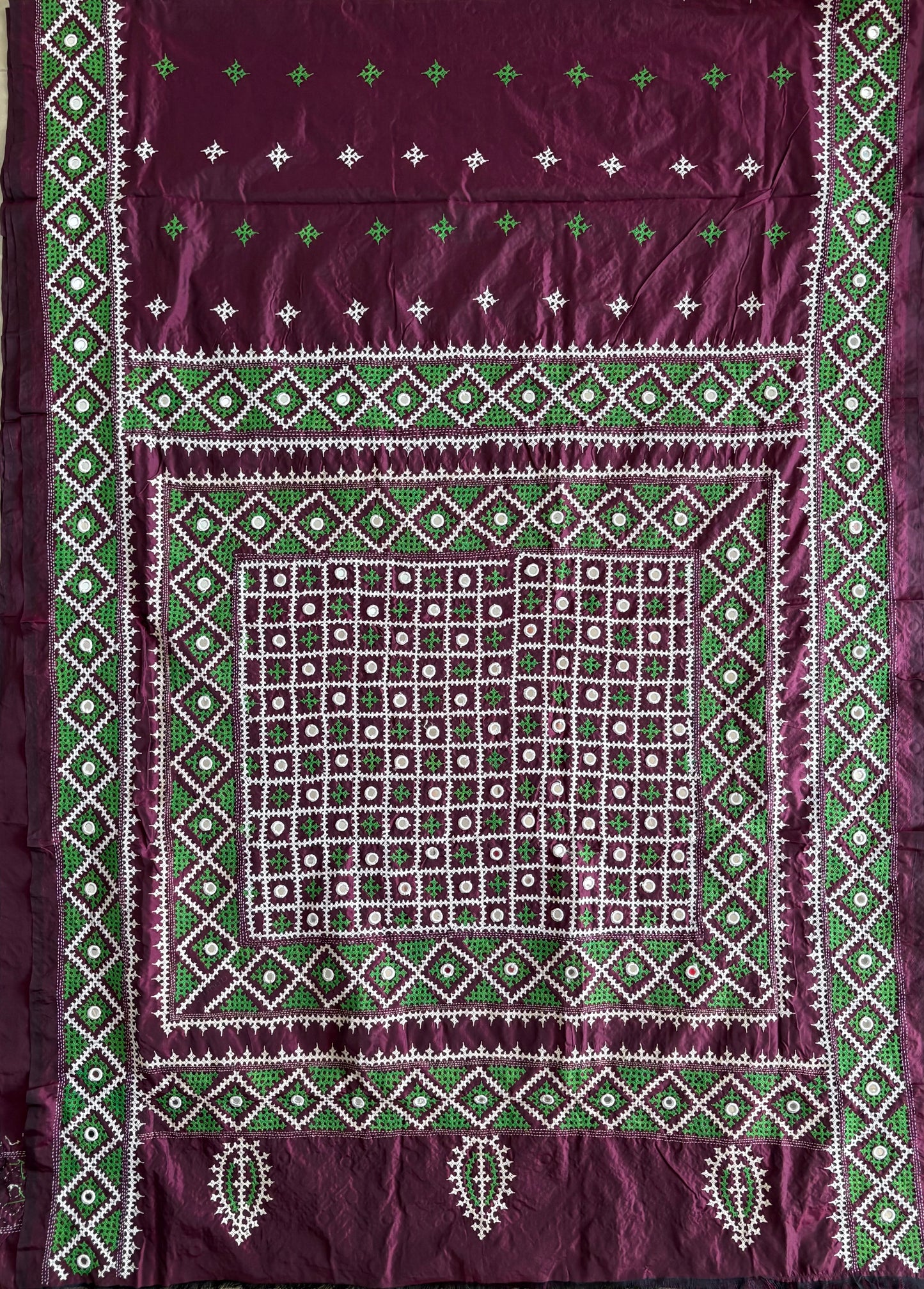 Real mirror work Gujrati Stitch/Kutch Hand Embroidered Art Silk Saree