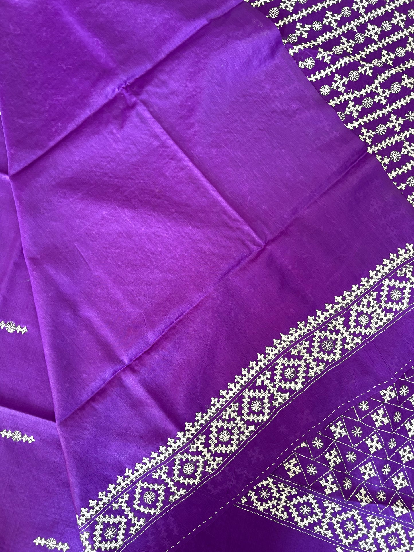 Gujrati Stitch/Kutch Hand Embroidered Art Silk Saree